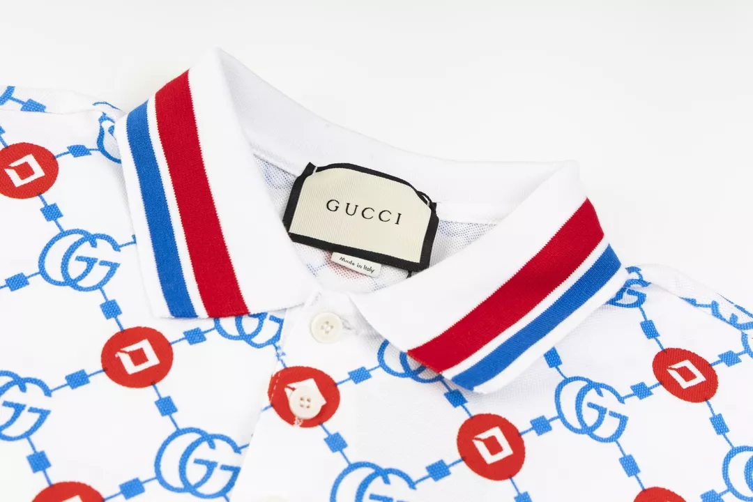 Fashionable 4830 Gucci T-Shirts Short Sleeved For Men