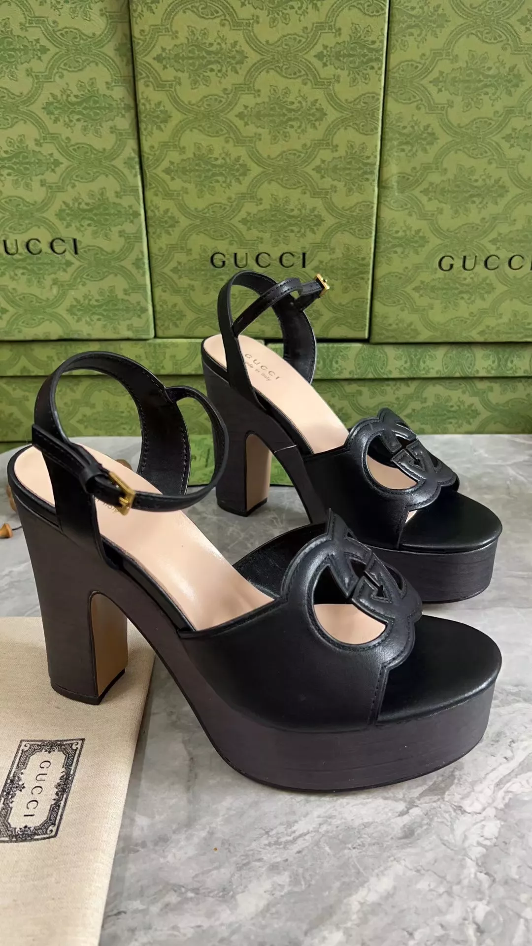 Fashionable 4861 Gucci Sandal For Women