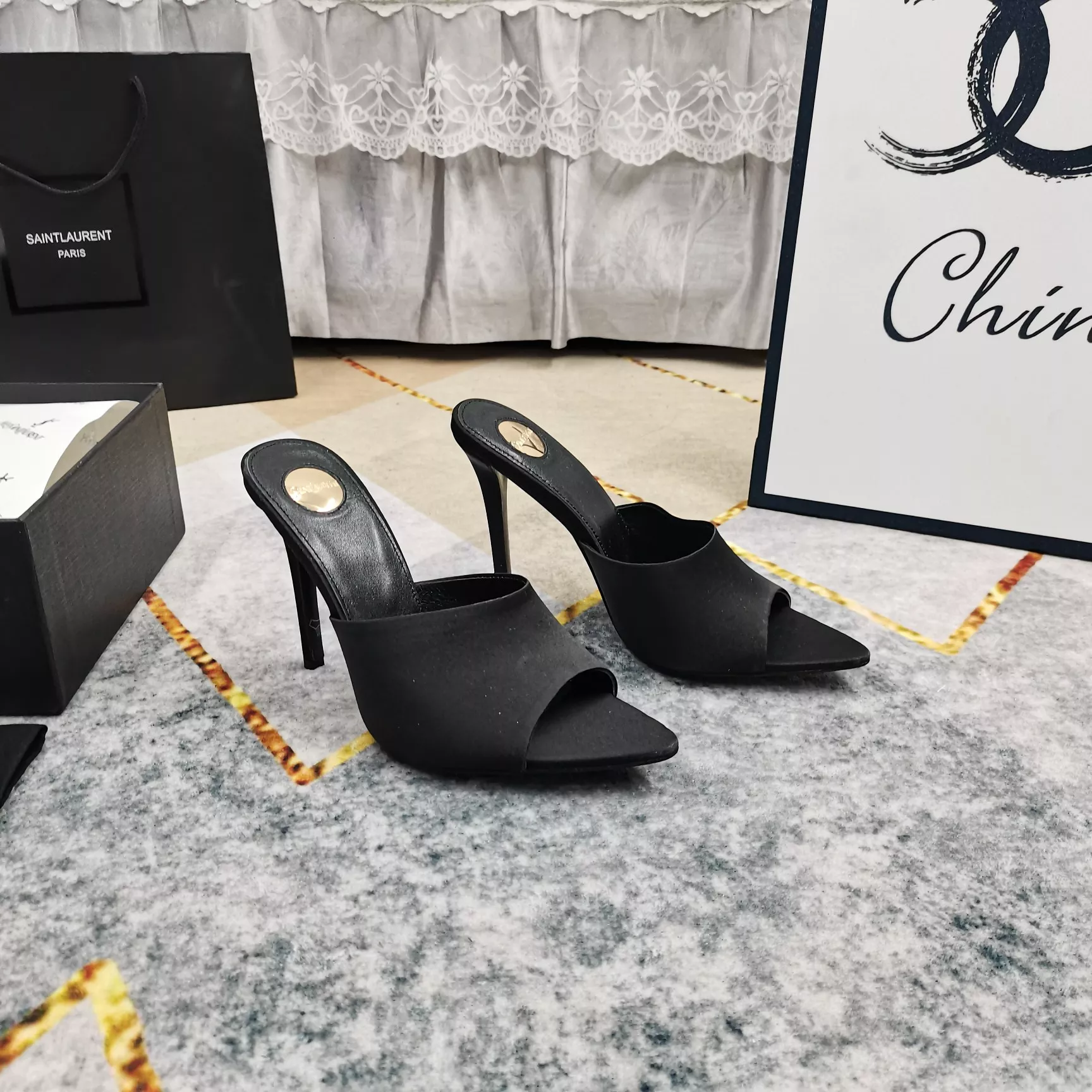 Fashionable 4898 Yves Saint Laurent YSL Slippers For Women