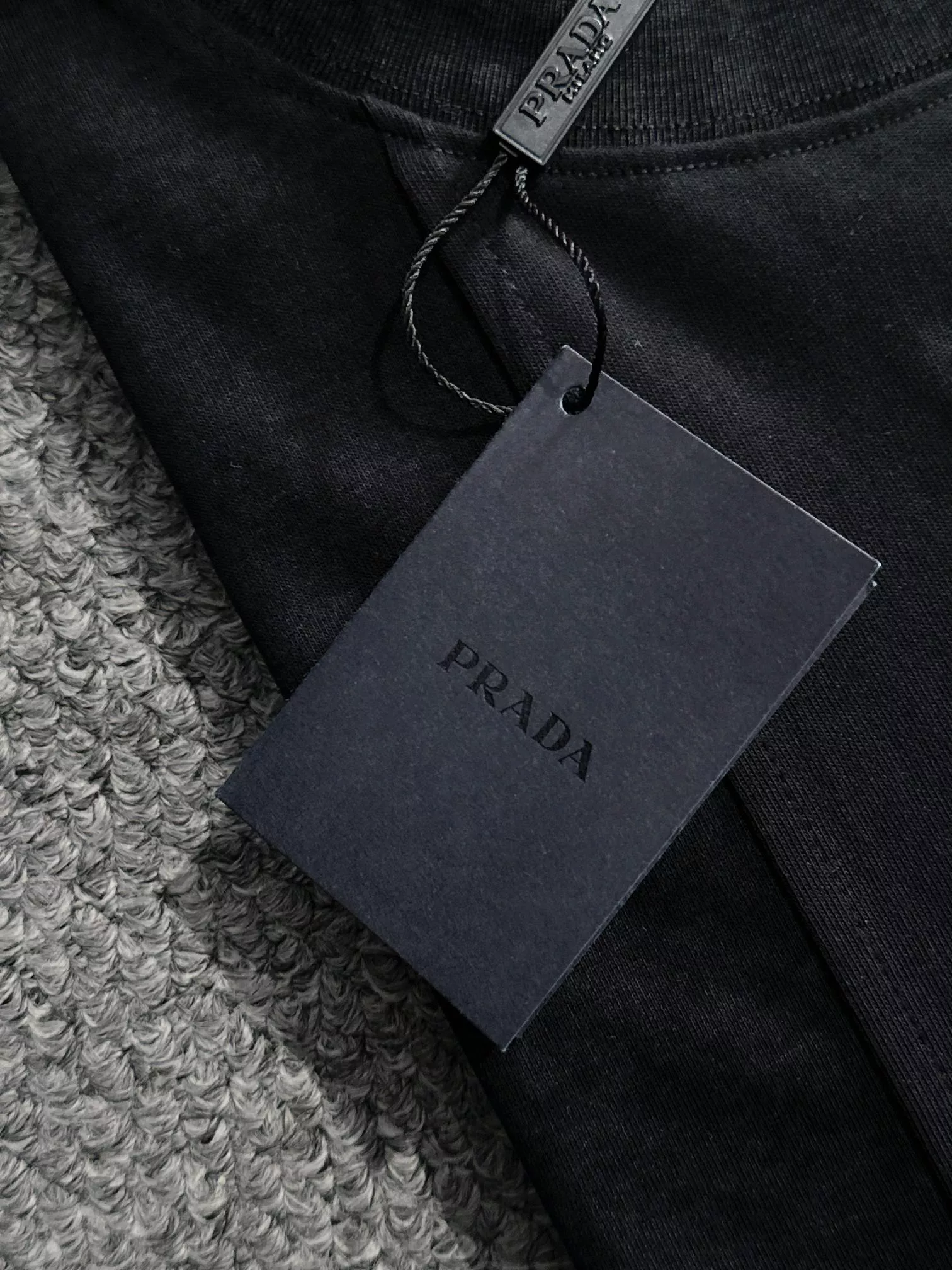 Fashionable 5065 Prada T-Shirts Short Sleeved For Unisex