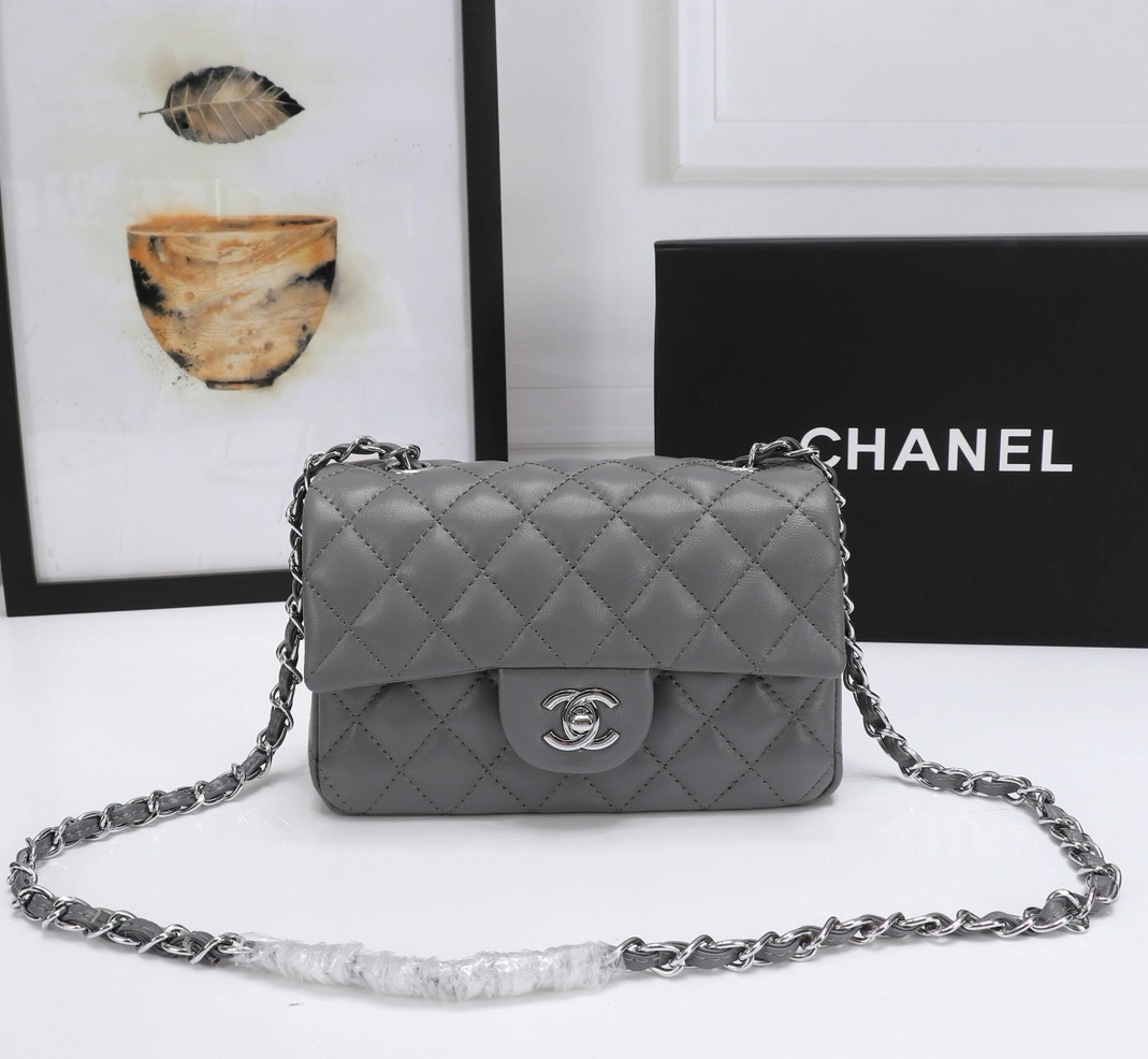 Fashionable 5130 Chanel AAA Quality Messenger Bags For Women