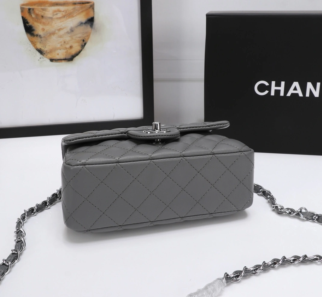 Fashionable 5130 Chanel AAA Quality Messenger Bags For Women