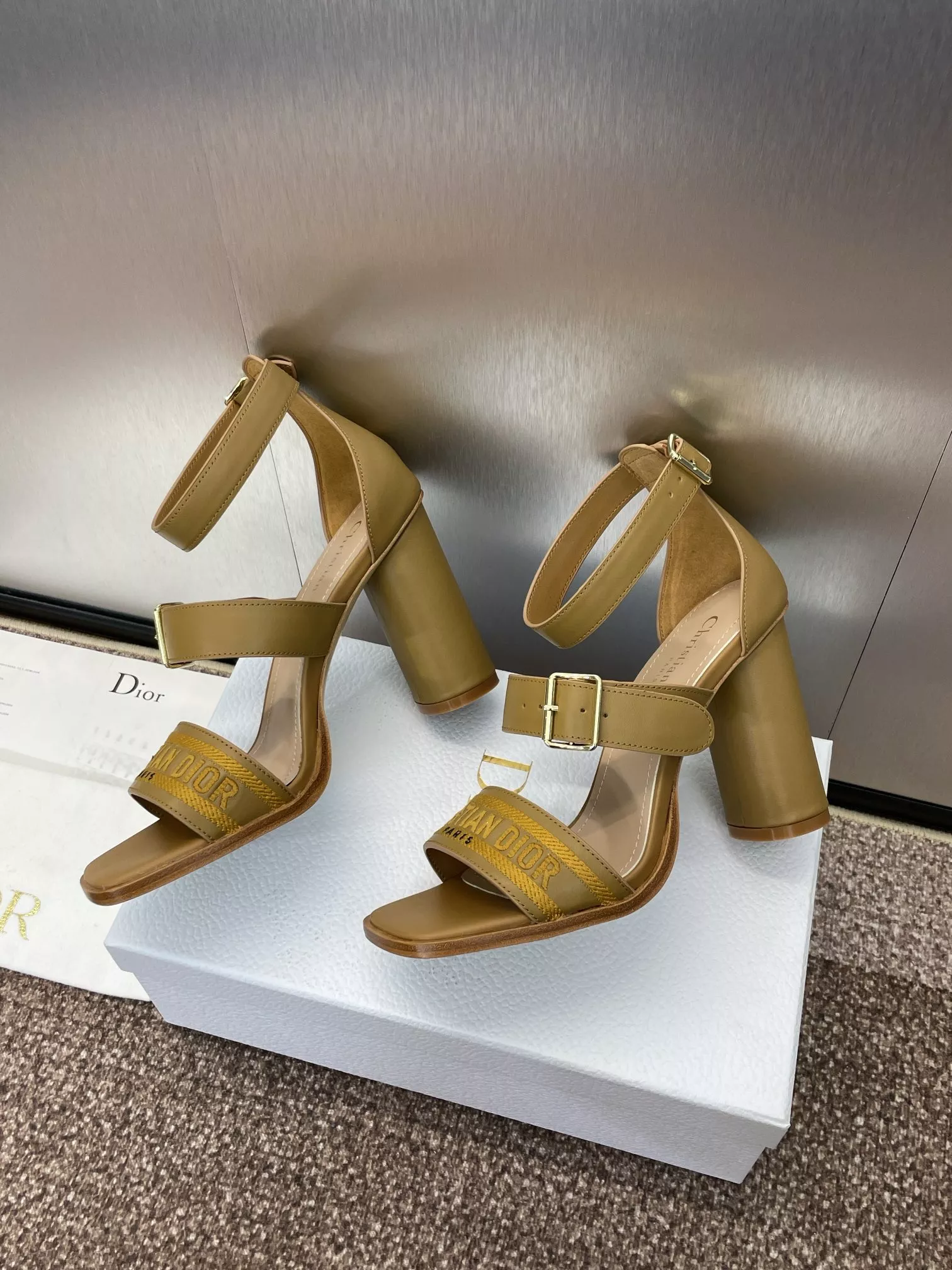 Fashionable 5224 Christian Dior Sandal For Women