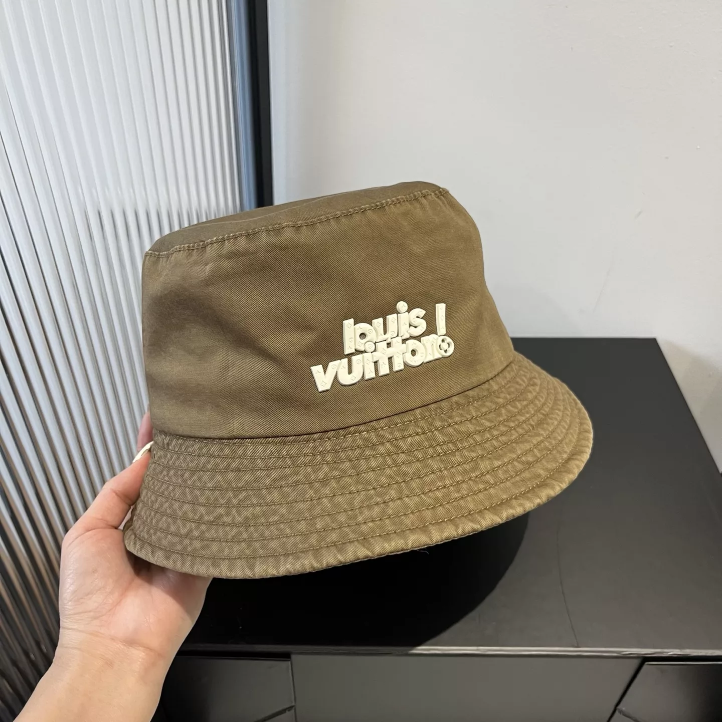 Fashionable 5452 Louis Vuitton LV Caps