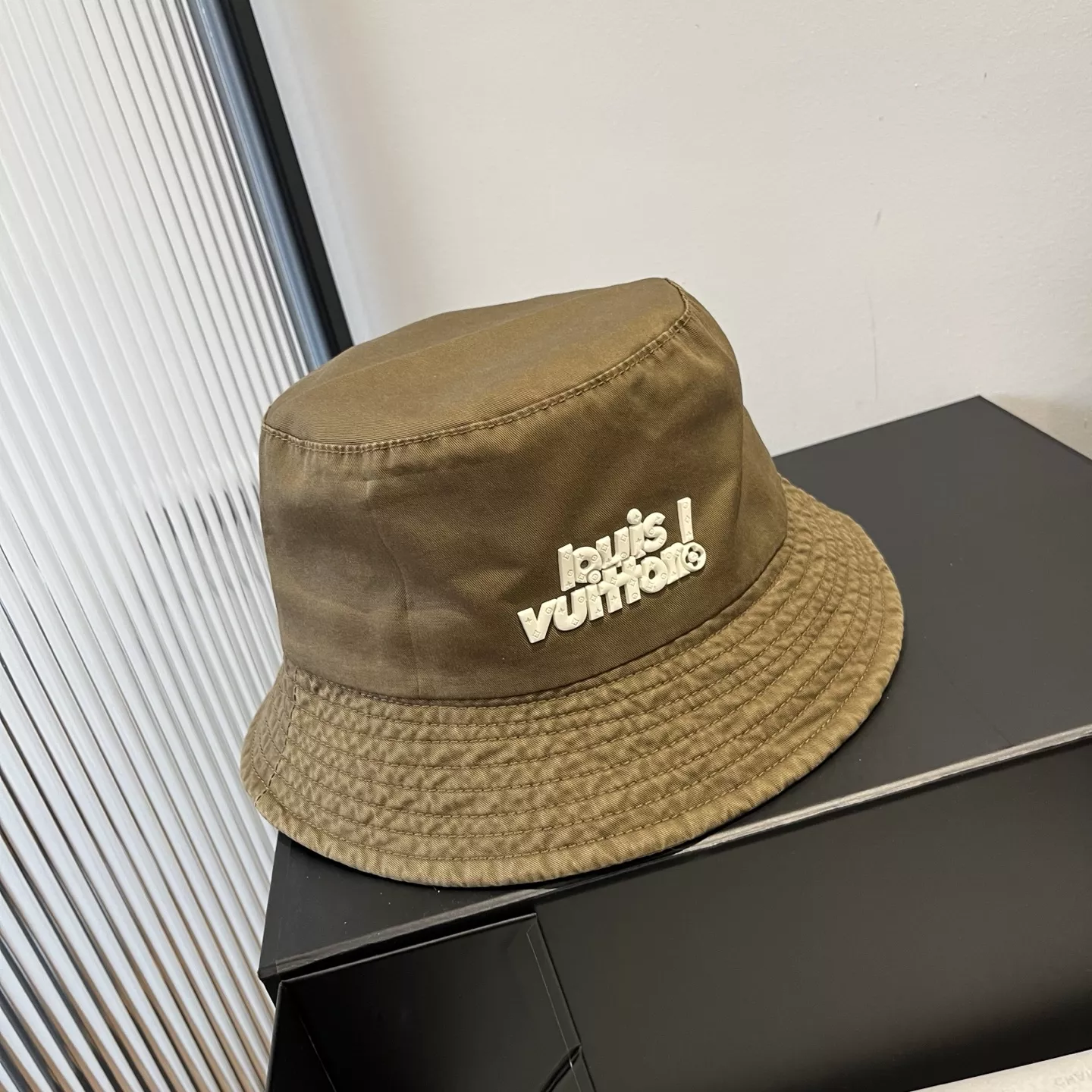 Fashionable 5452 Louis Vuitton LV Caps