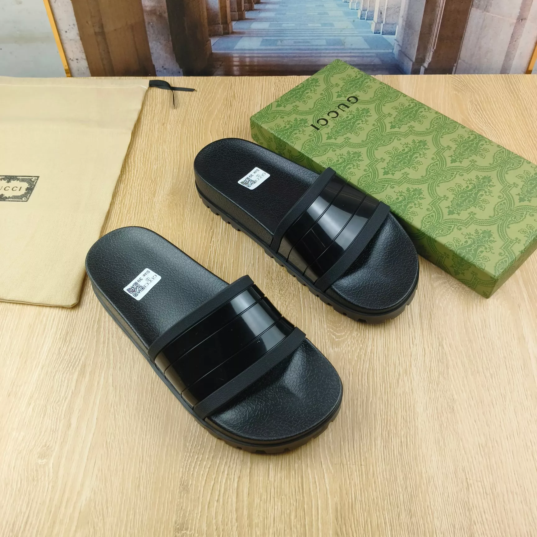 Fashionable 5456 Gucci Slippers For Men