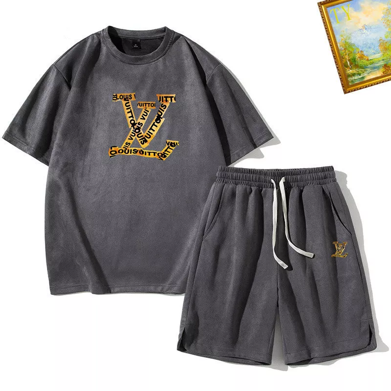 Fashionable 5665 Louis Vuitton LV Tracksuits Short Sleeved For Men
