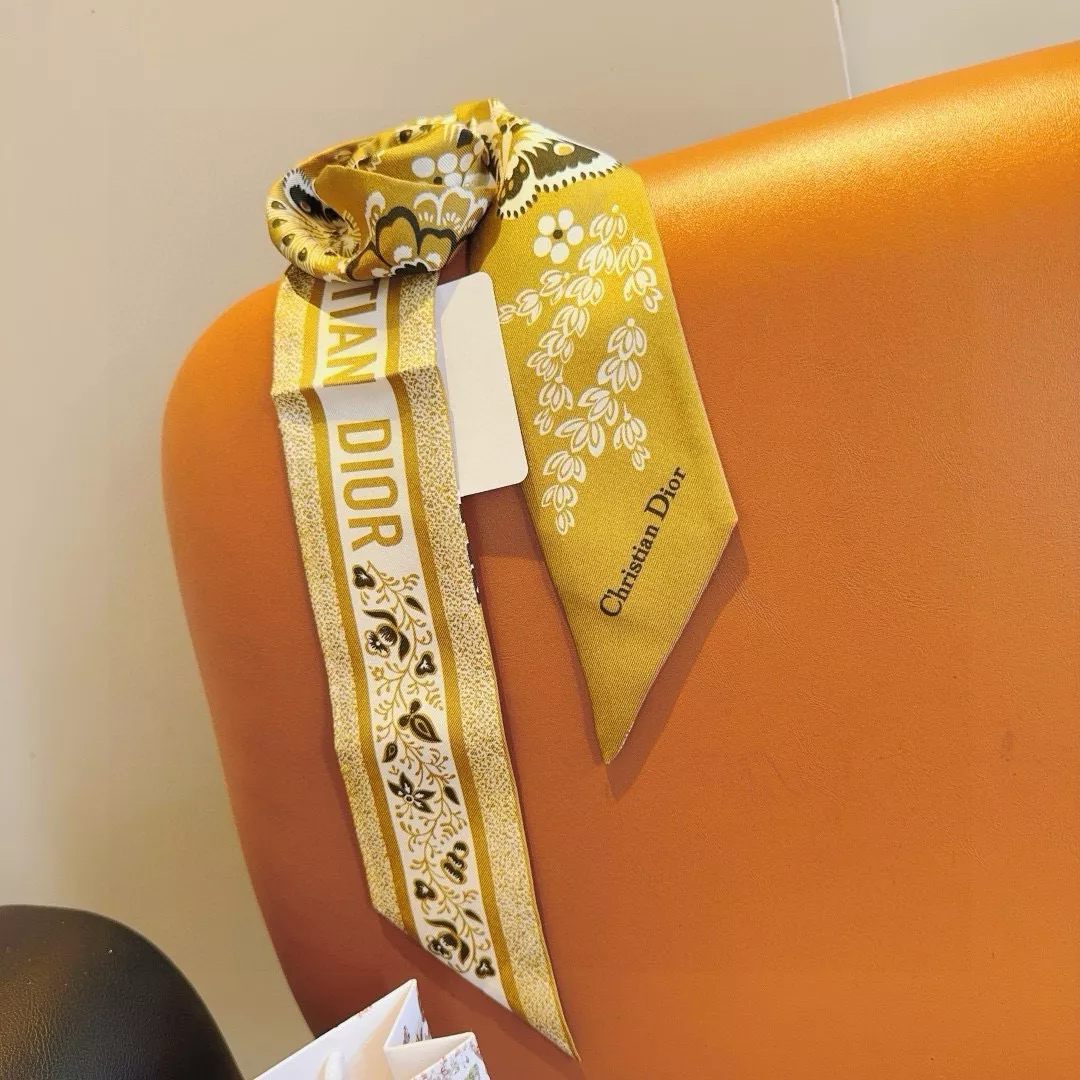 Fashionable 5804 Christian Dior Silk Scarf
