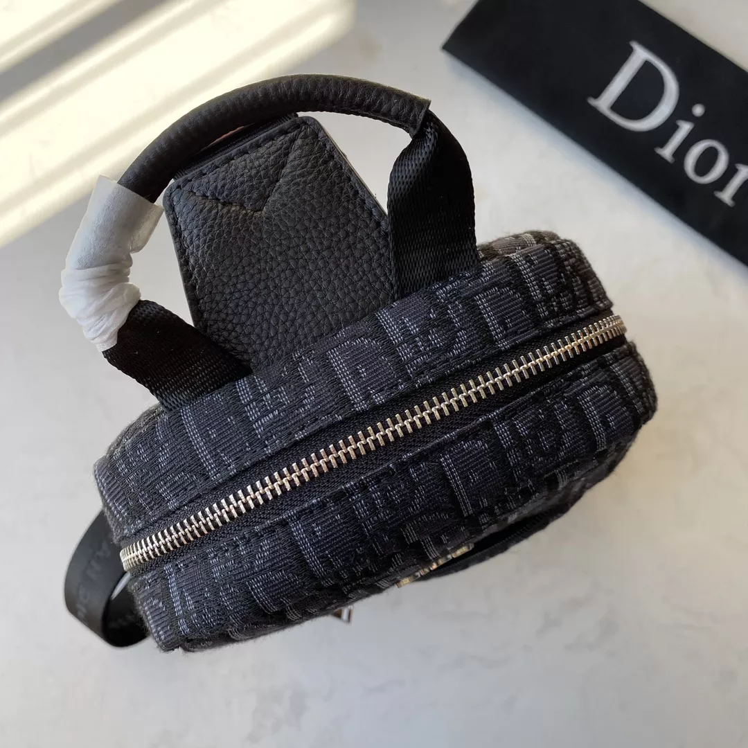 Fashionable 5805 Christian Dior AAA Man Messenger Bags