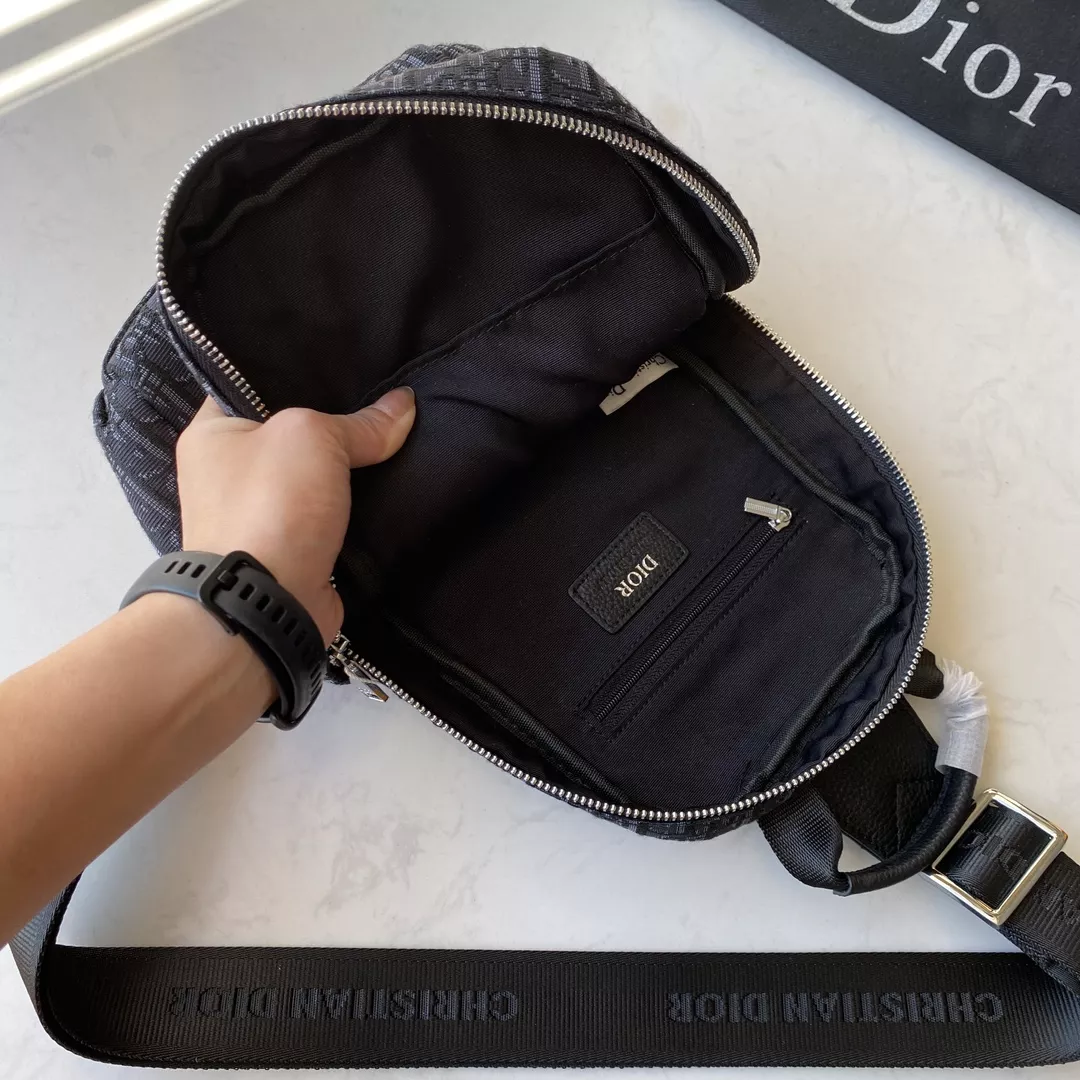 Fashionable 5805 Christian Dior AAA Man Messenger Bags