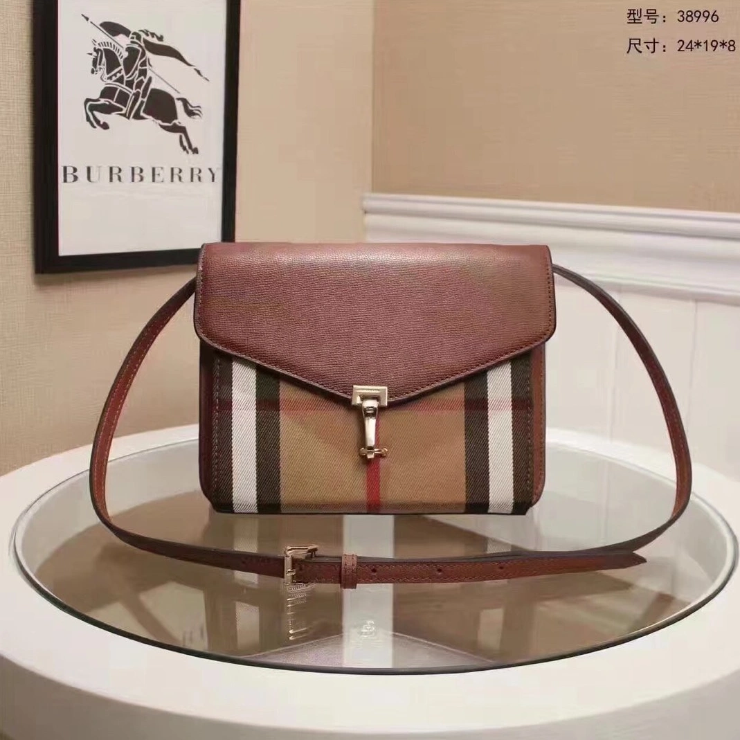 Fashionable 5940 Burberry AAA Quality Messenger Bags For Women