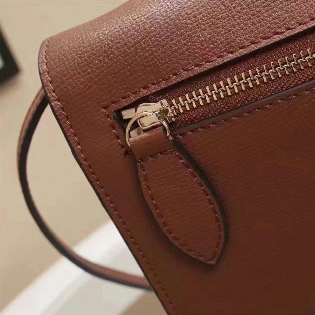 Fashionable 5940 Burberry AAA Quality Messenger Bags For Women