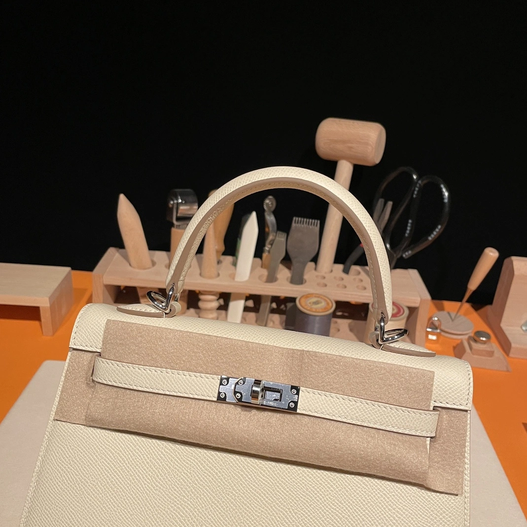 Fashionable 6094 Hermes AAA Quality Handbags In Silver For Women