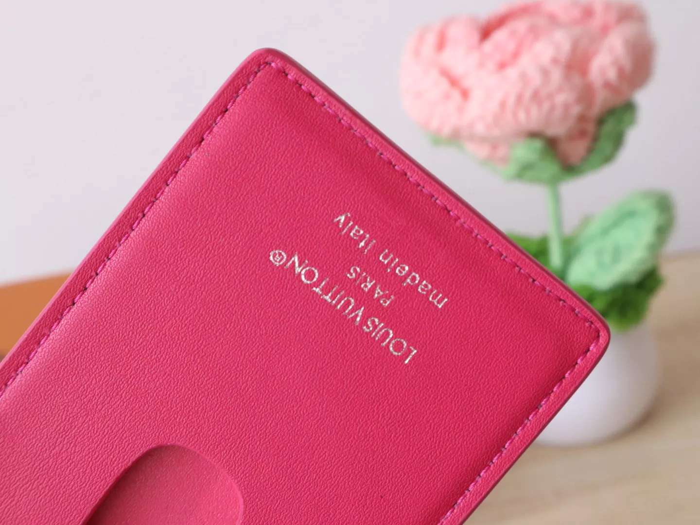 Fashionable 6157 Louis Vuitton LV Card Case For Women