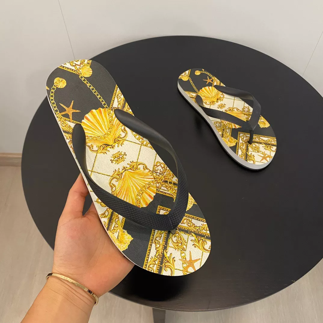Fashionable 6261 Versace Slippers For Women