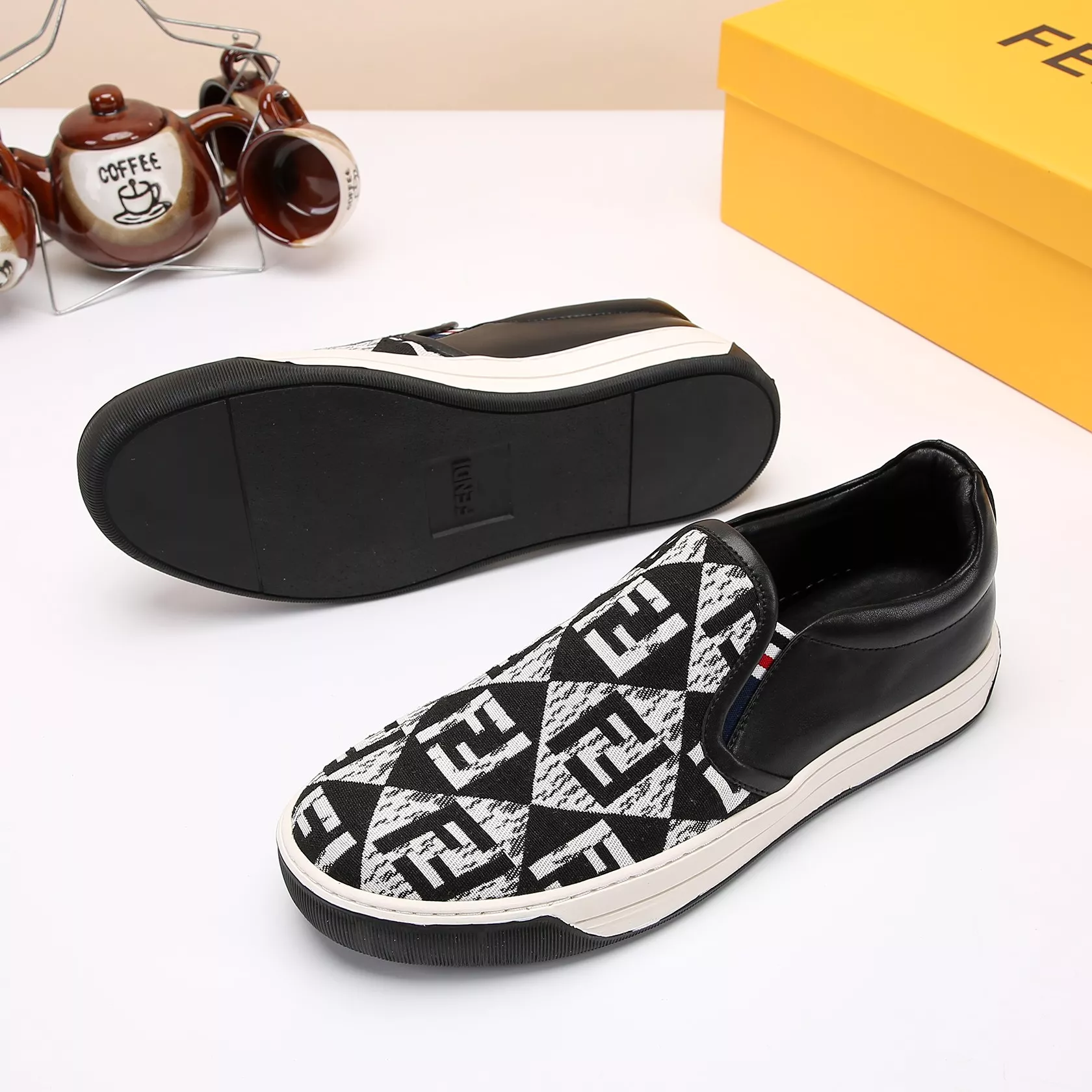 Fashionable 6316 Fendi Casual Shoes For Men