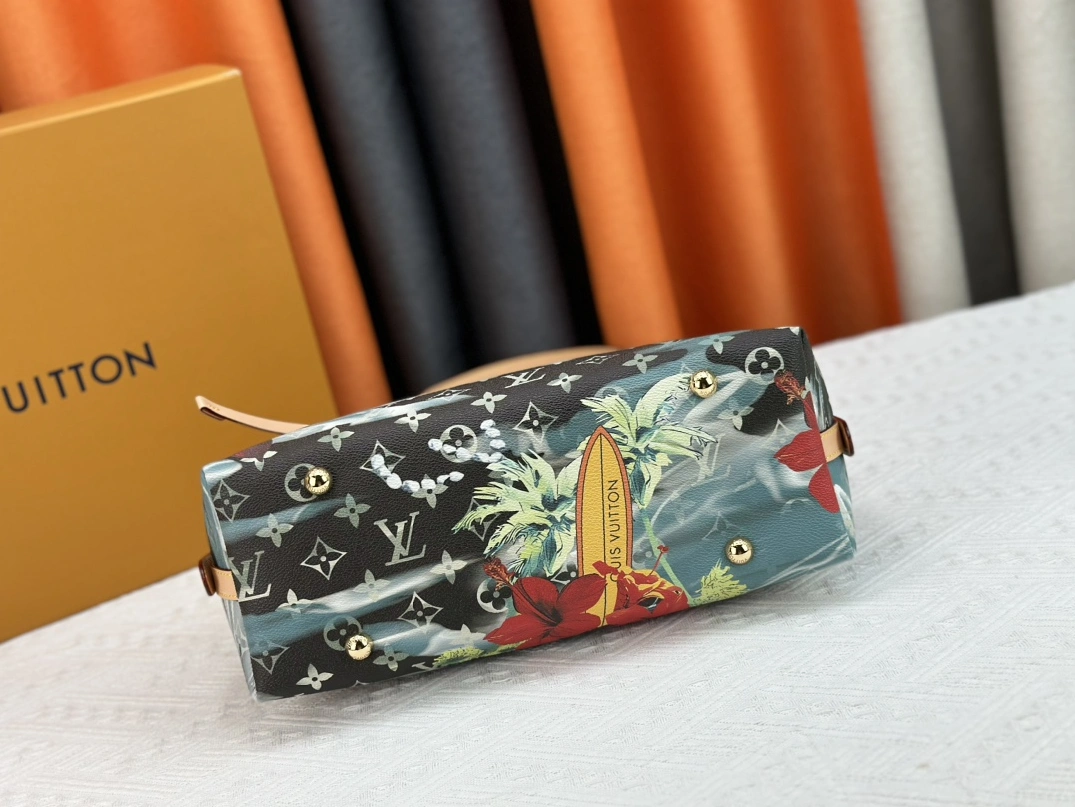 Fashionable 648 Louis Vuitton AAA Quality Shoulder Bags For Women