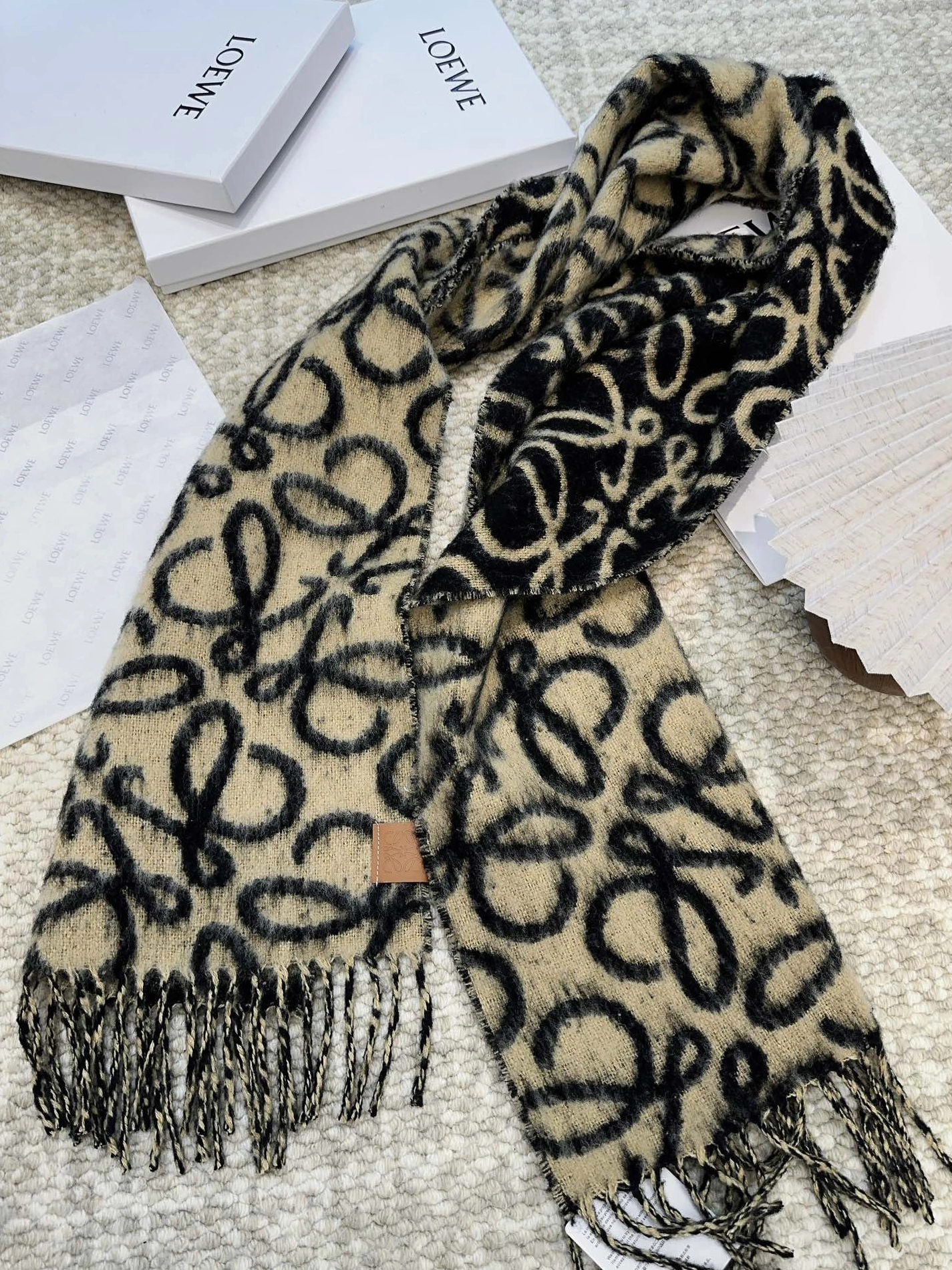 Fashionable 6589 LOEWE Scarf