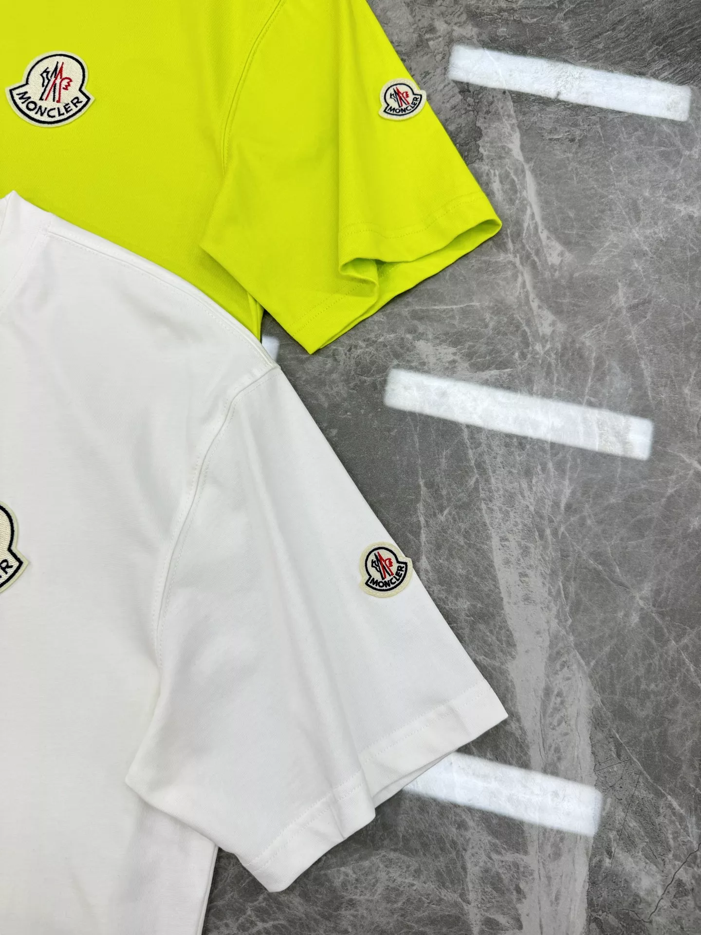 Fashionable 6917 Moncler T-Shirts Short Sleeved For Unisex