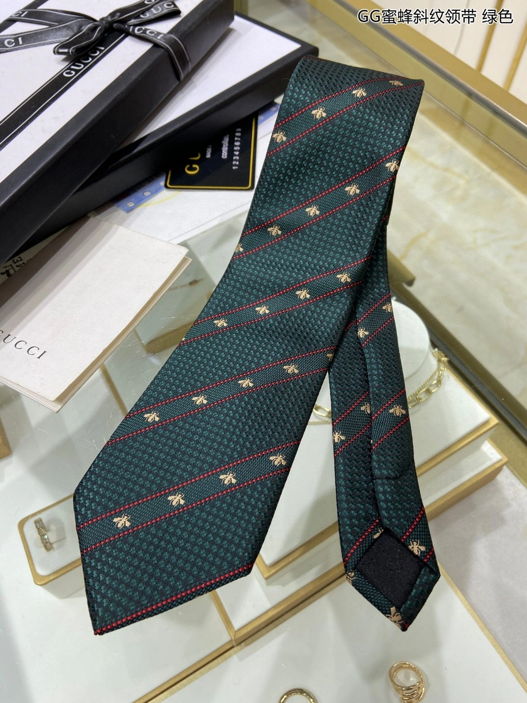 Fashionable 7091 Gucci Necktie For Men