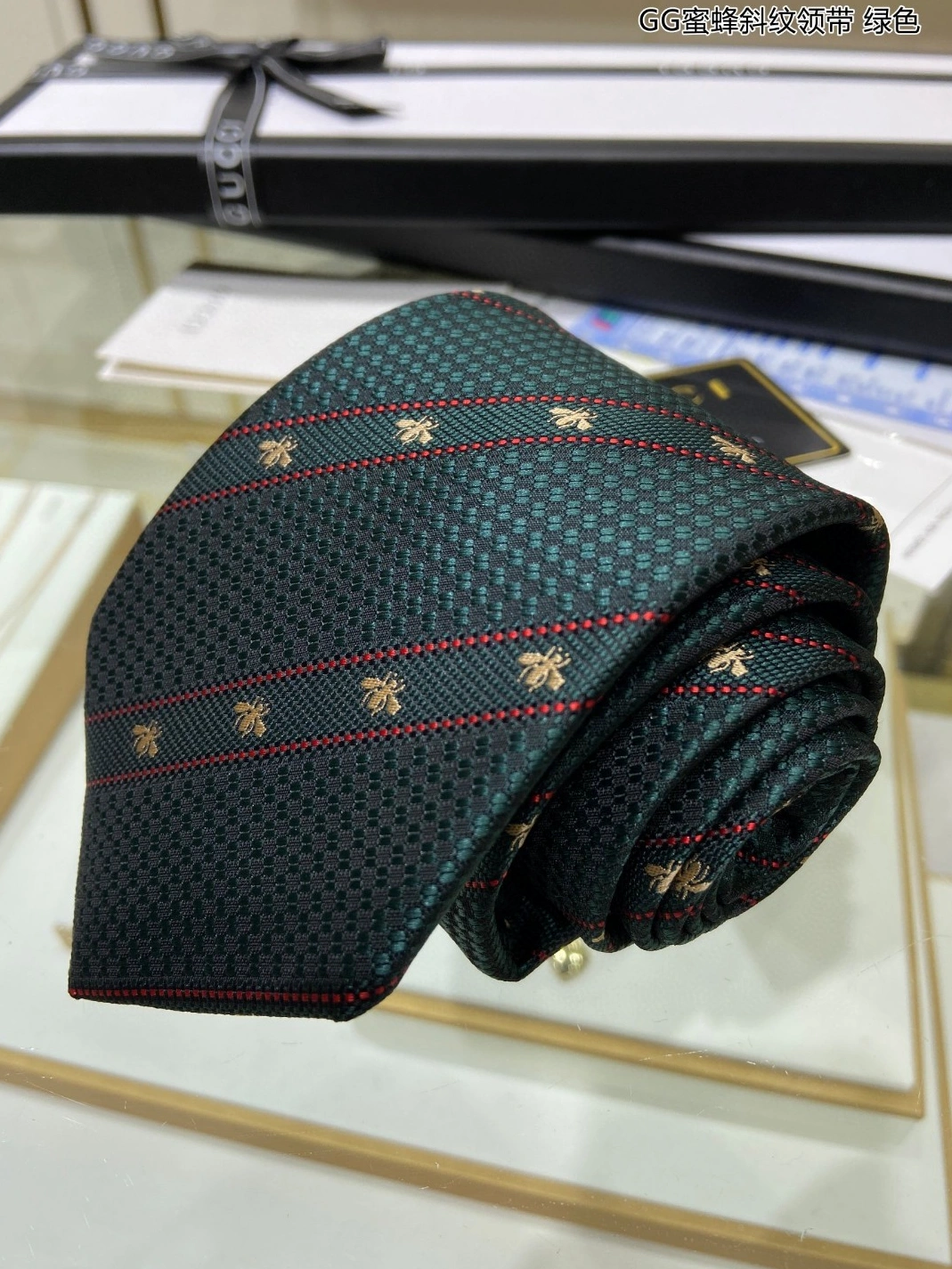 Fashionable 7091 Gucci Necktie For Men