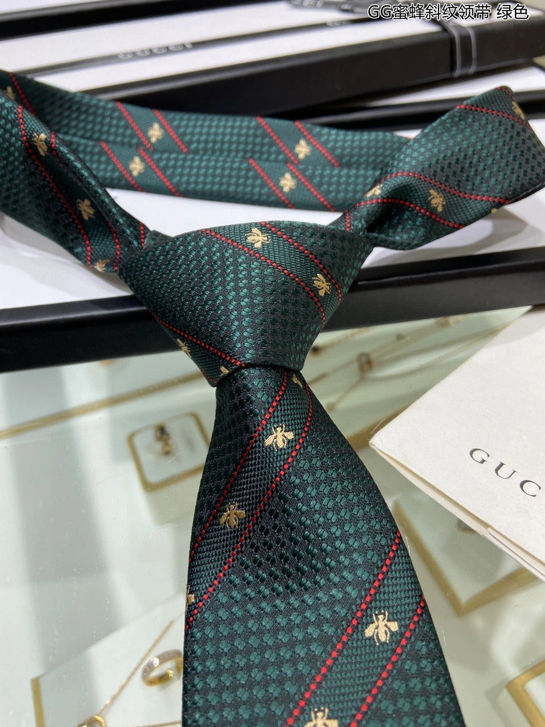 Fashionable 7091 Gucci Necktie For Men