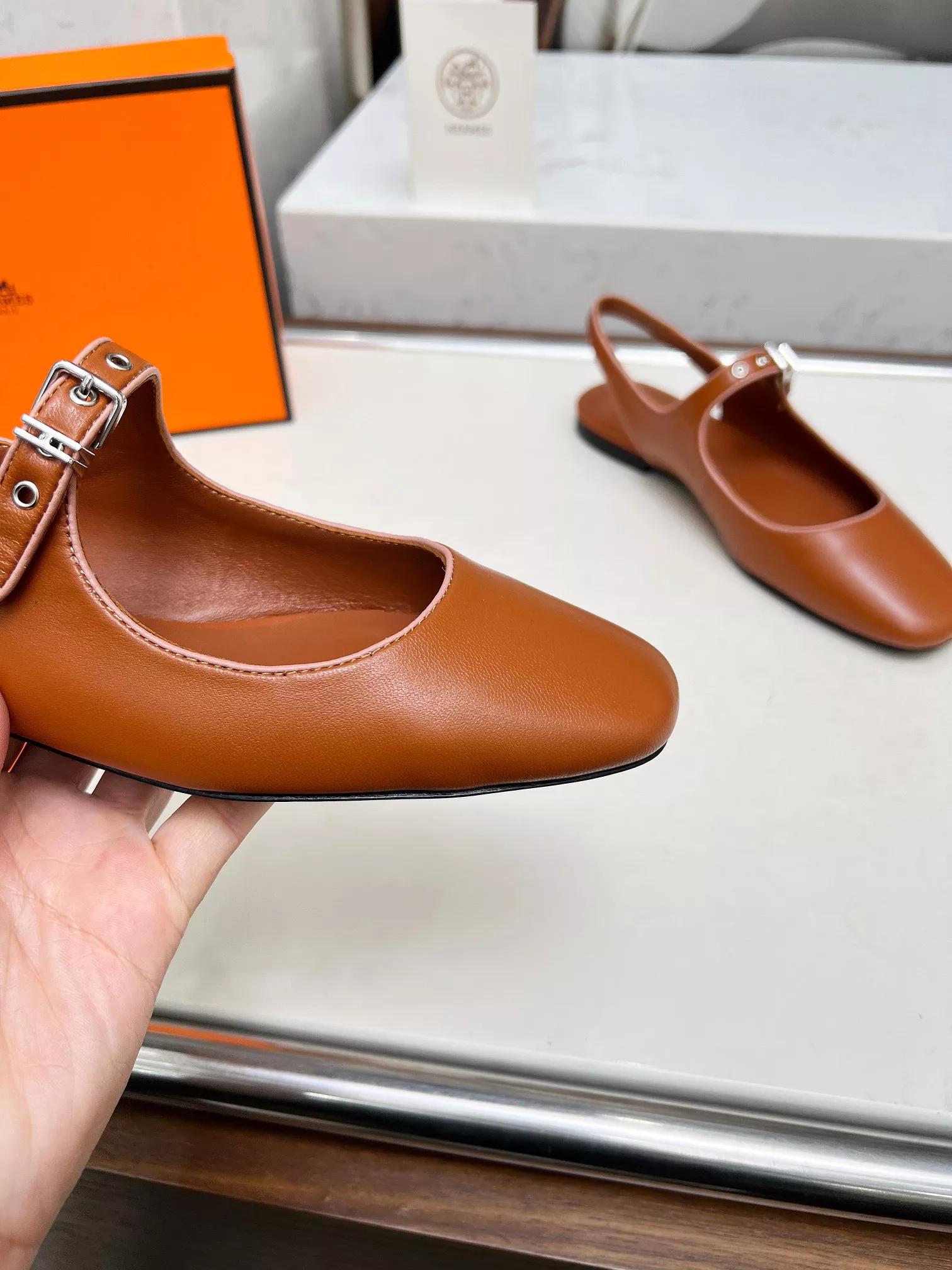 Fashionable 7152 Hermes Sandal For Women