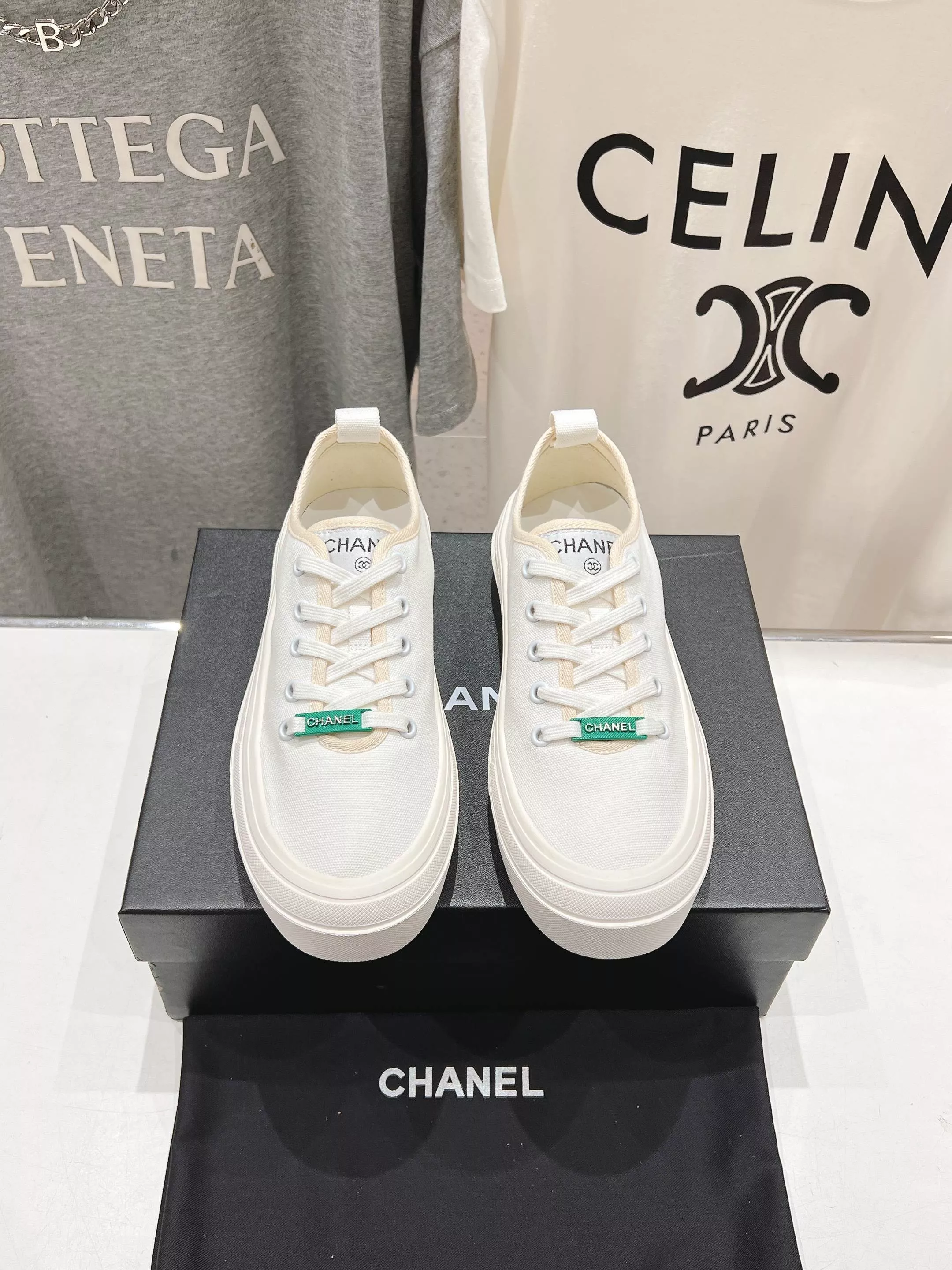 Fashionable 7160 Chanel Casual Shoes For Women