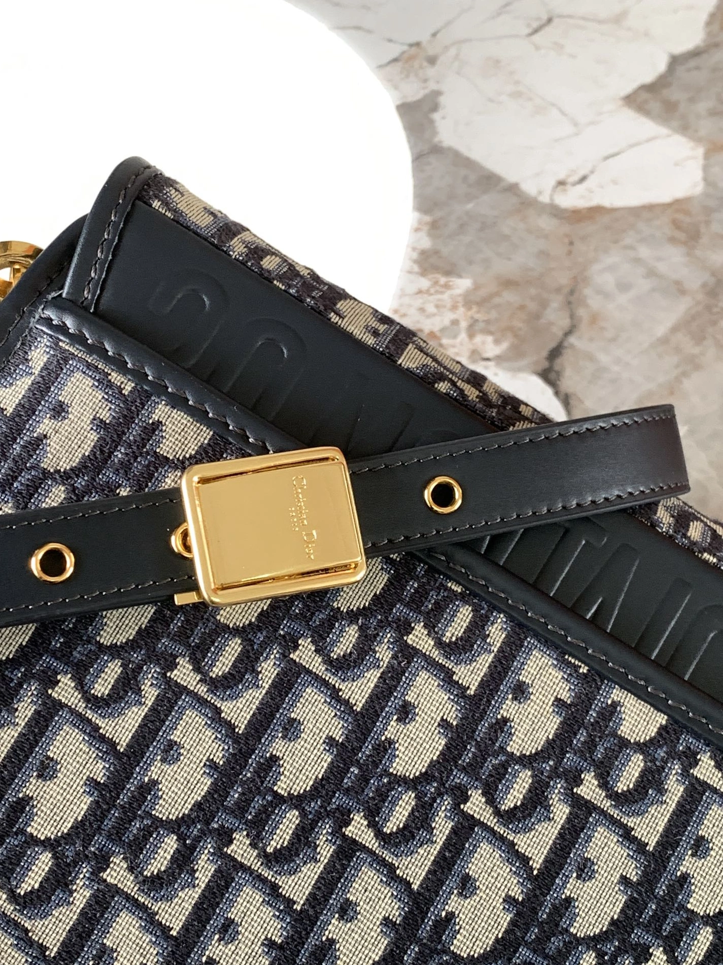 Fashionable 7228 Christian Dior AAA Quality Messenger Bags For Women