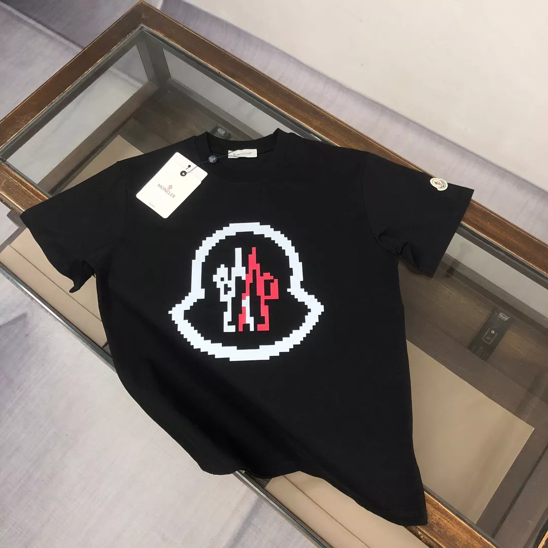 Fashionable 7293 Moncler T-Shirts Short Sleeved For Unisex
