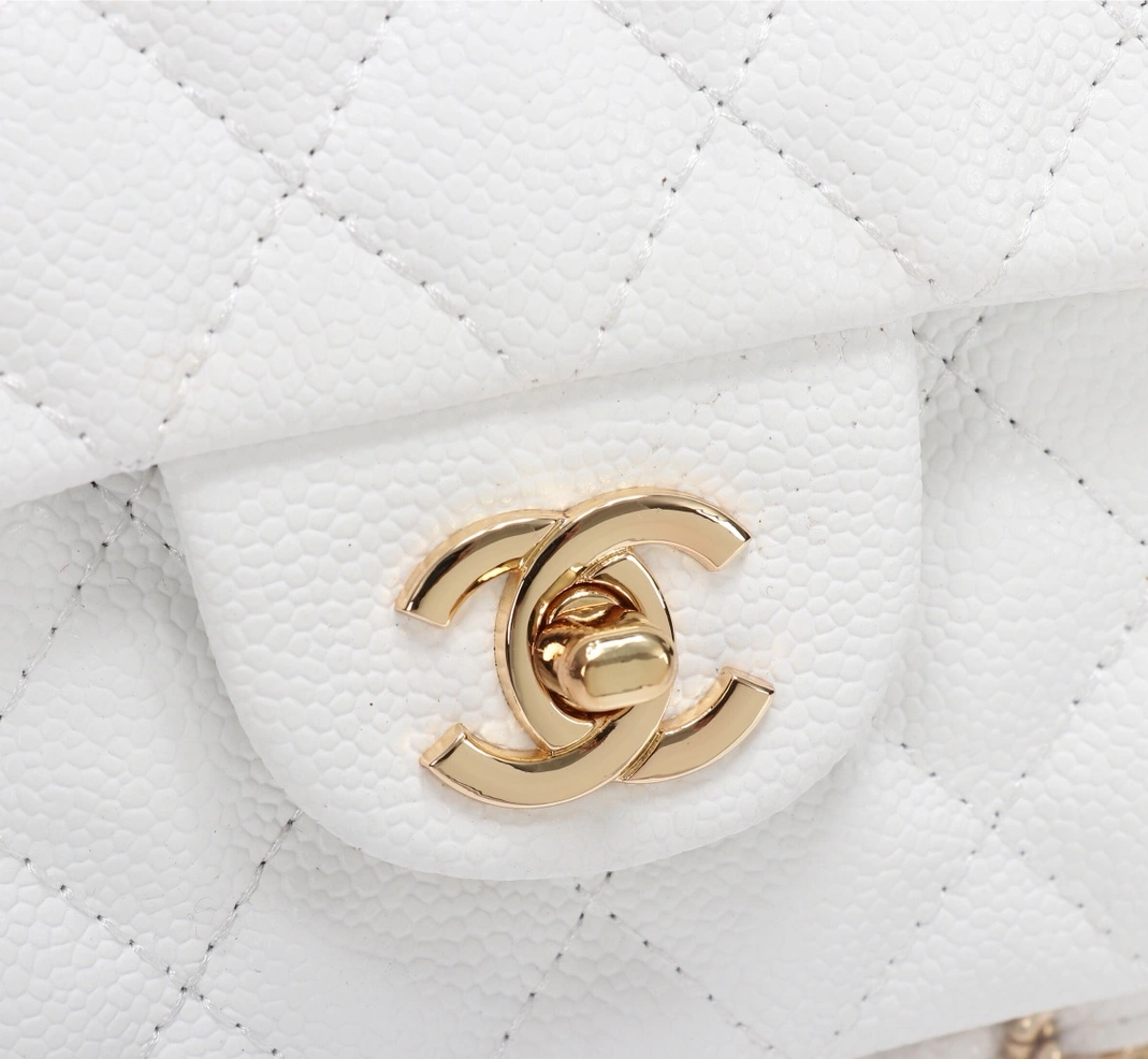 Fashionable 7364 Chanel AAA Quality Messenger Bags For Women