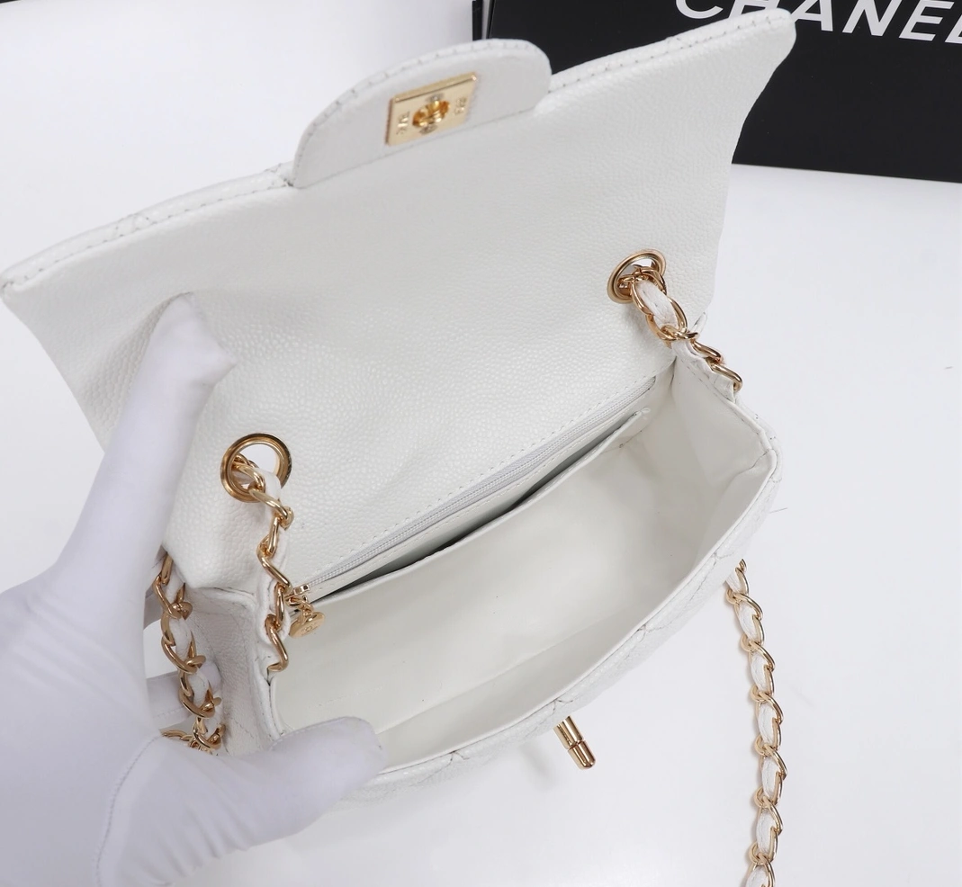 Fashionable 7364 Chanel AAA Quality Messenger Bags For Women