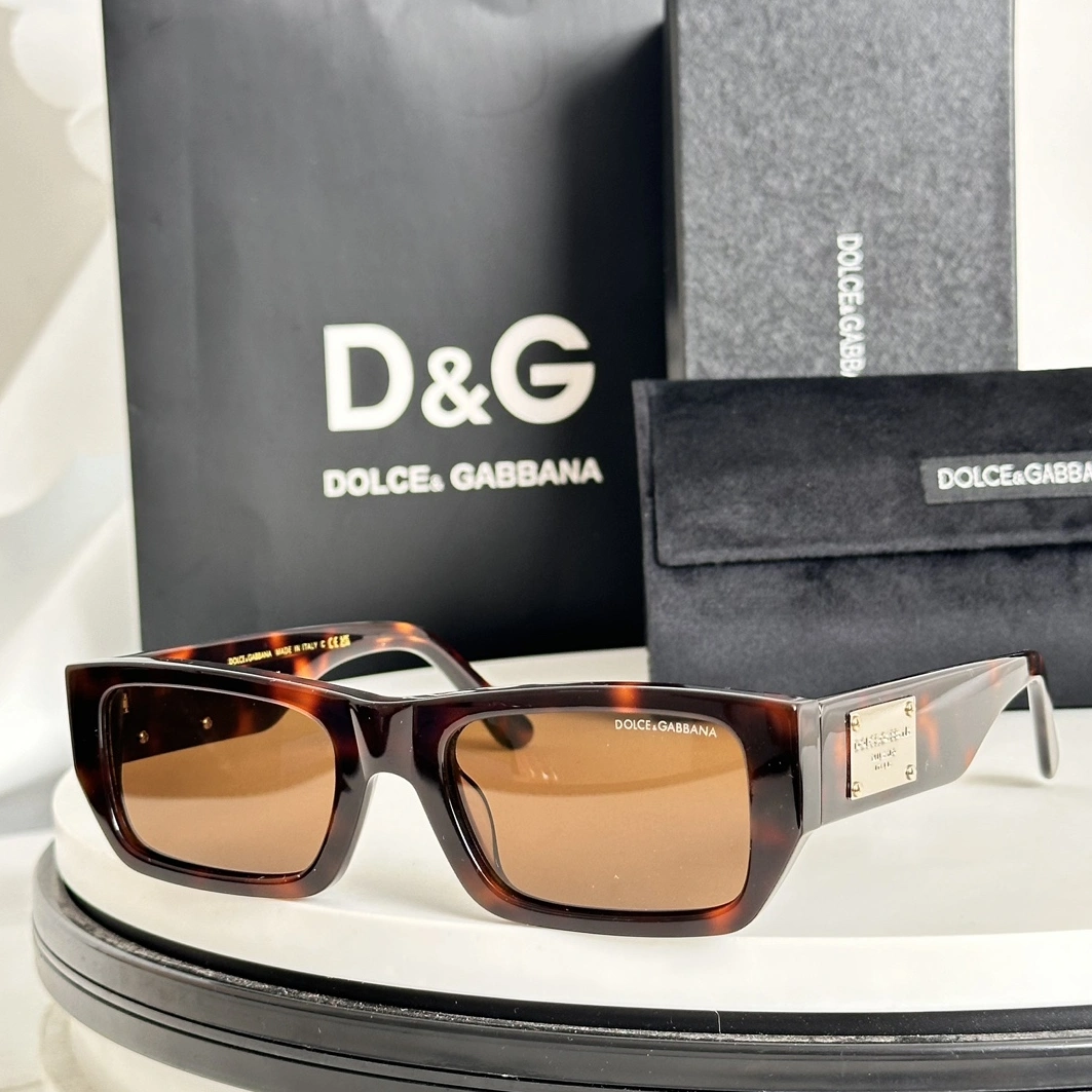 Fashionable 7434 Dolce & Gabbana AAA Quality Sunglasses