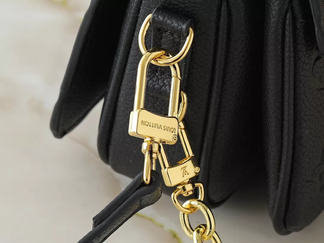 Fashionable 744 Louis Vuitton Messenger Bag For Women