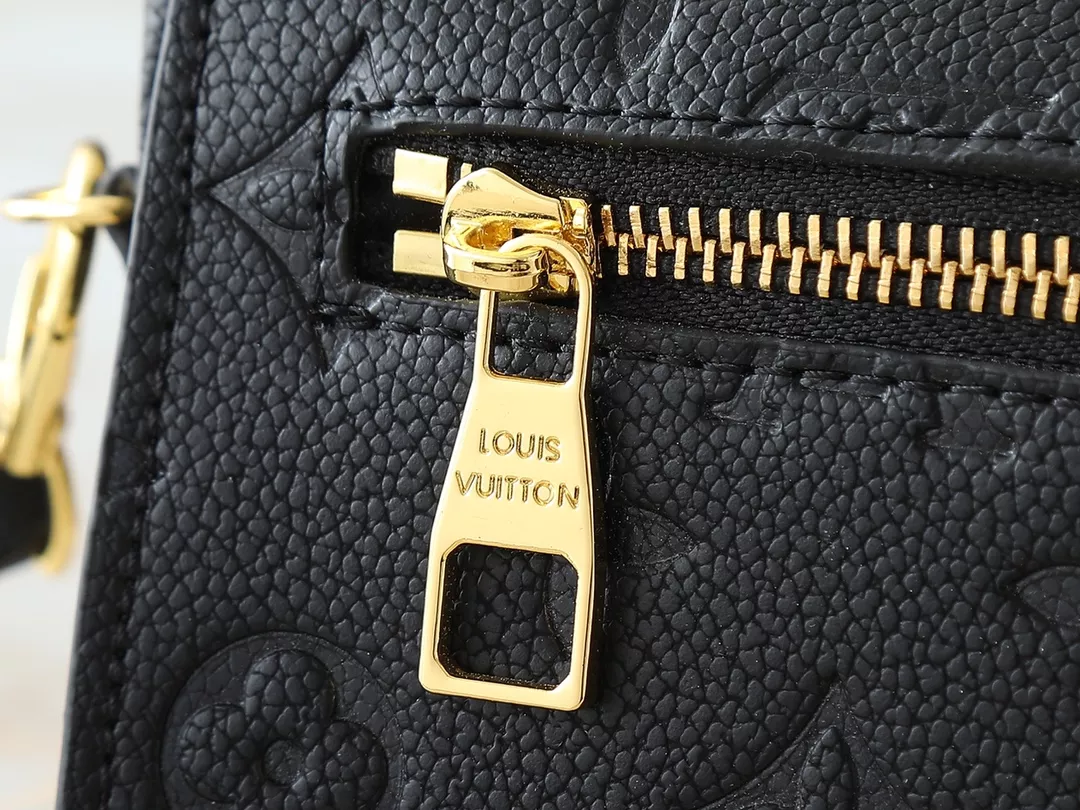 Fashionable 744 Louis Vuitton Messenger Bag For Women