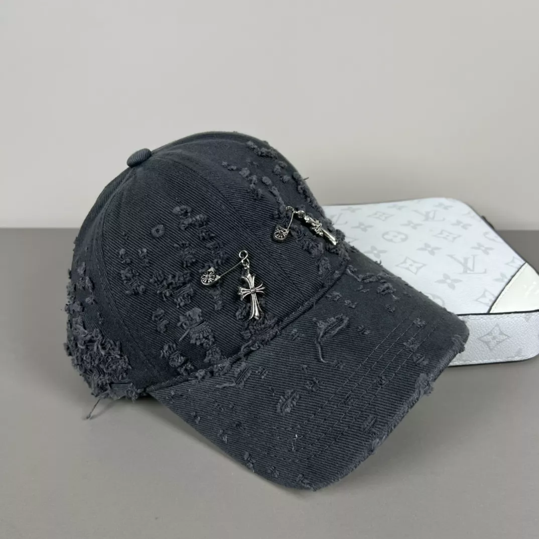 Fashionable 7445 Chrome Hearts Caps
