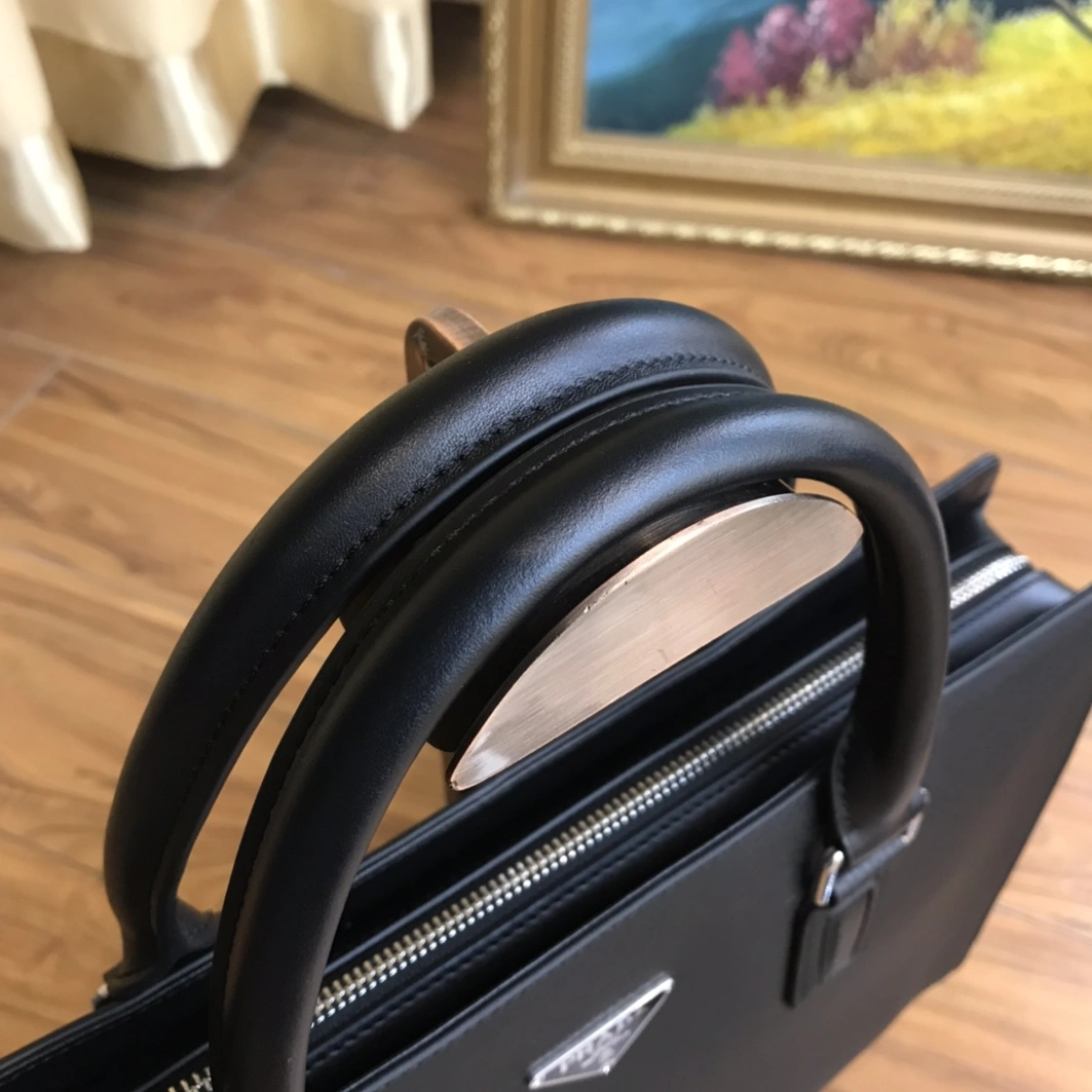 Fashionable 7825 Prada AAA Man Handbags