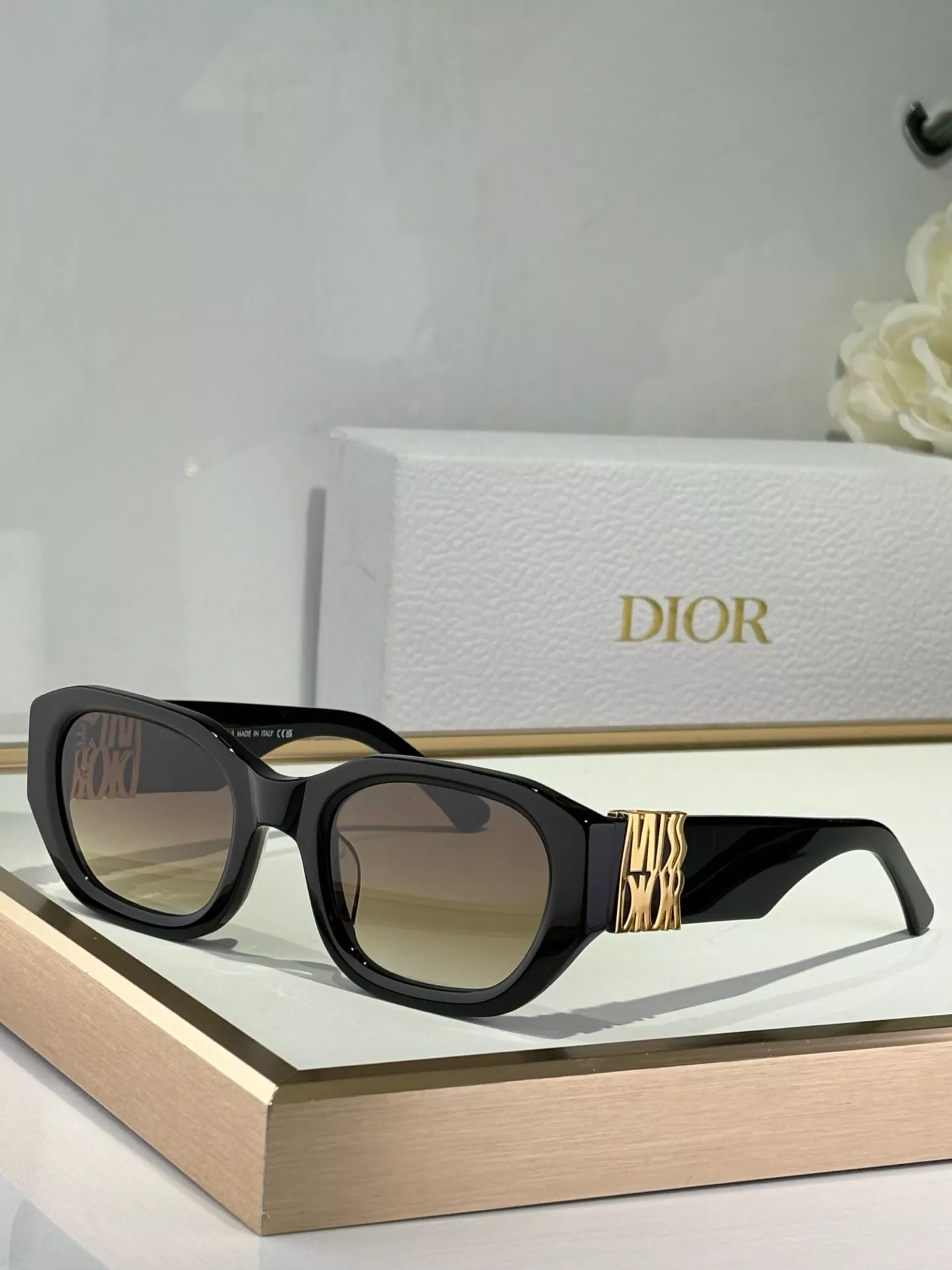 Fashionable 7846 Christian Dior AAA Quality Sunglasses