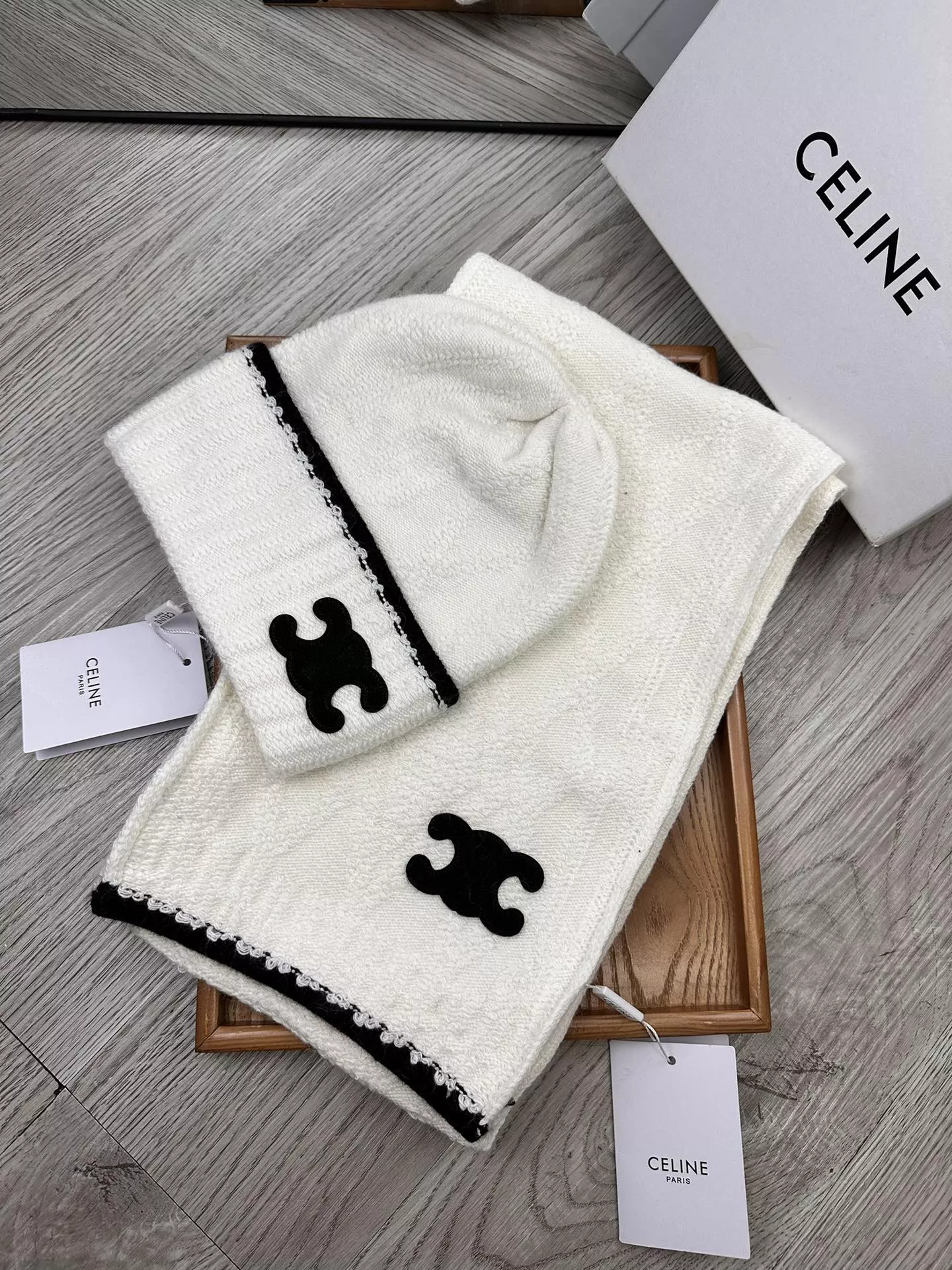 Fashionable 8004 Celine Hat and Scarf Set