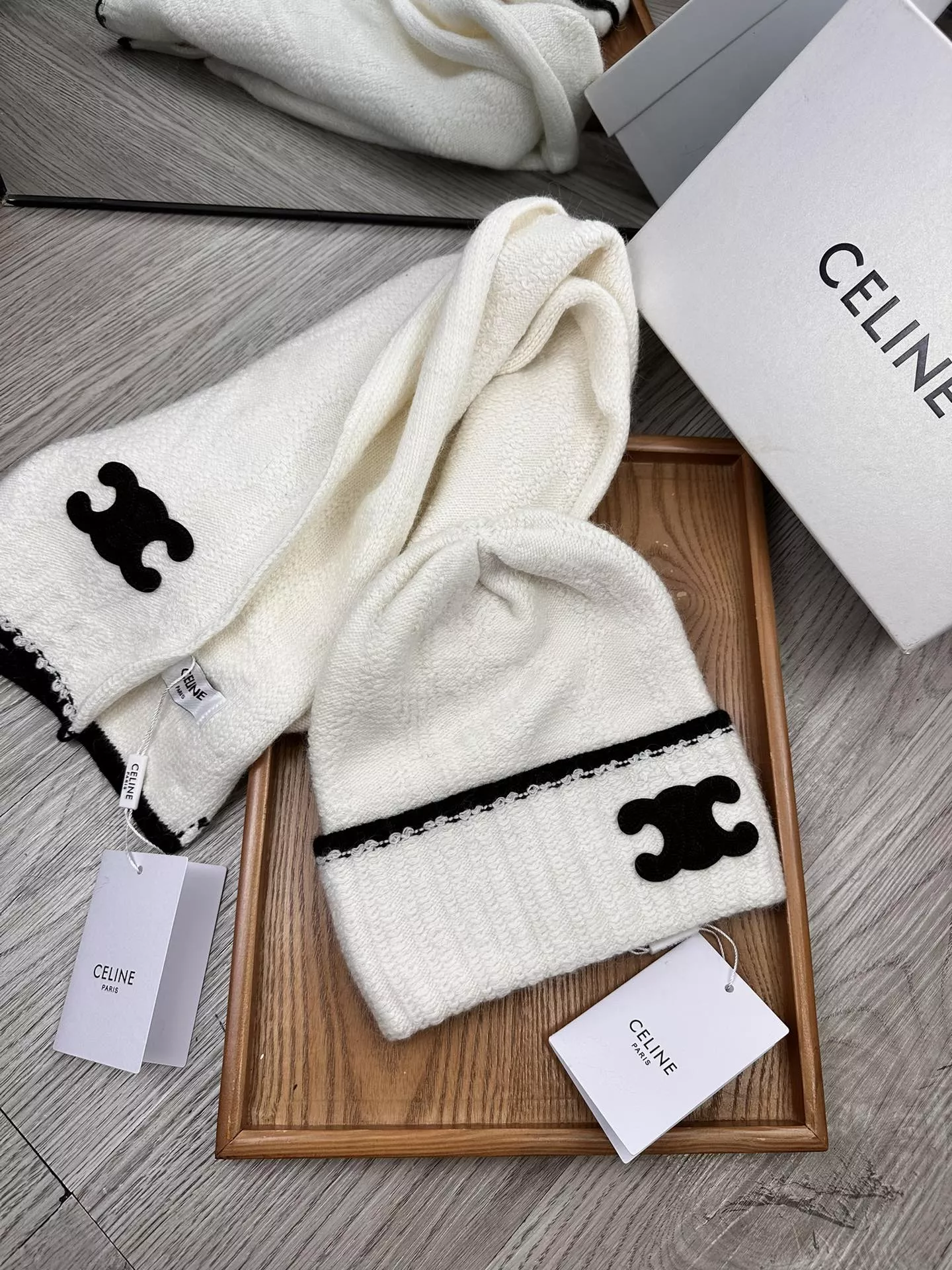Fashionable 8004 Celine Hat and Scarf Set