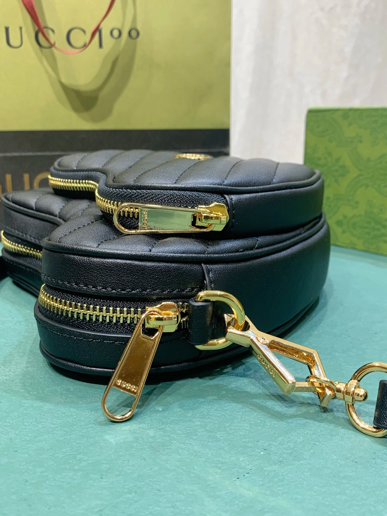 Fashionable 8114 Gucci AAA Quality Messenger Bags For Women