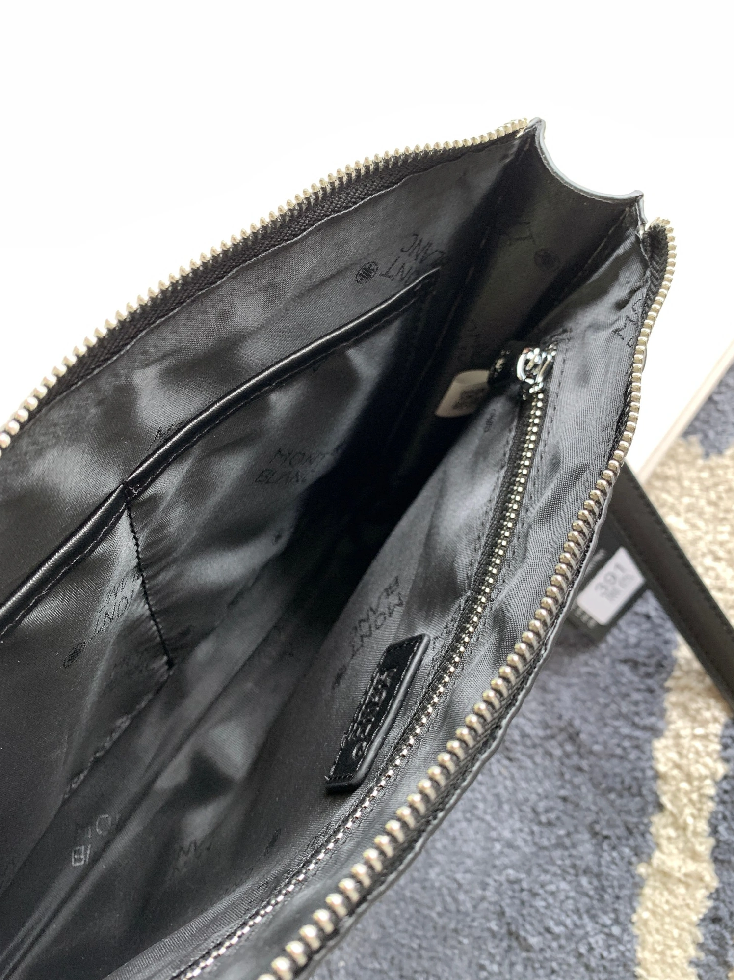 Fashionable 825 Prada AAA Man Handbags