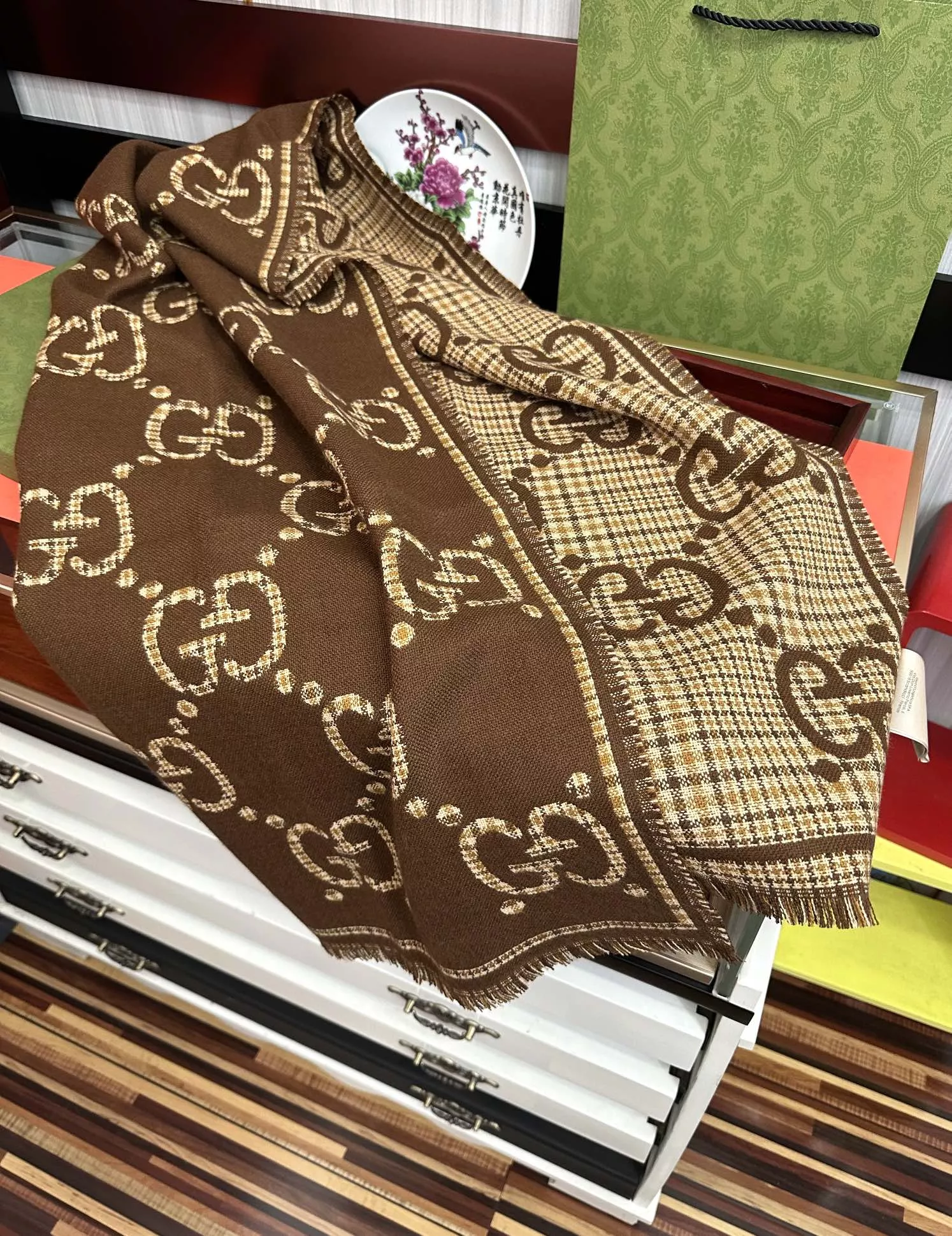 Fashionable 8348 Gucci Scarf For Women