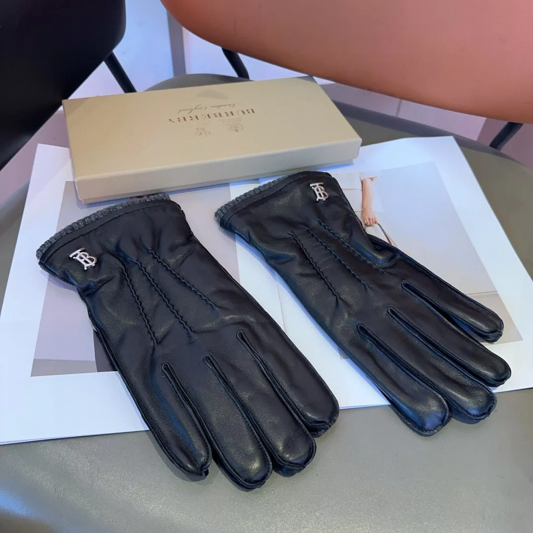 Fashionable 8393 Burberry Gloves For Men