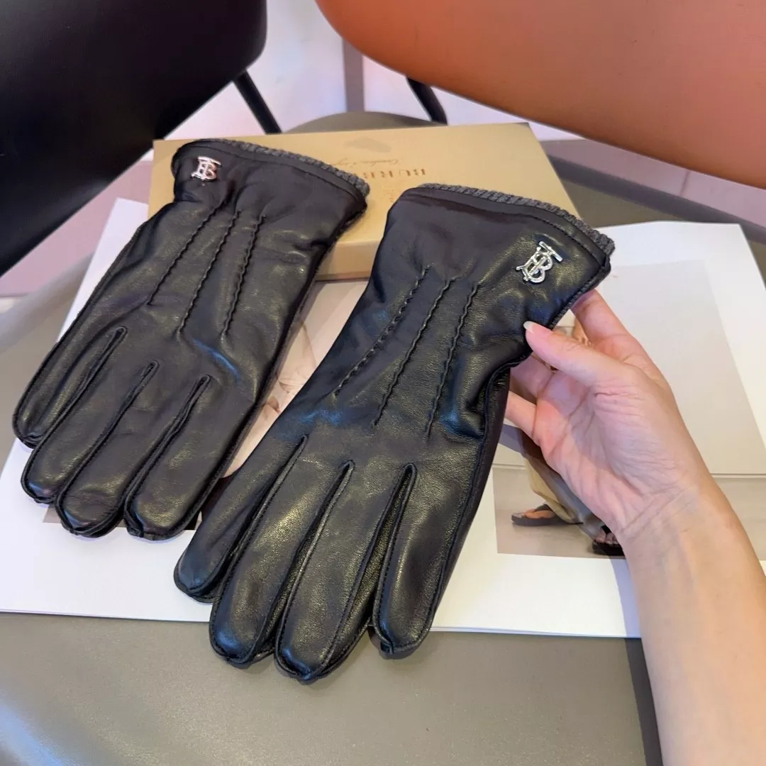 Fashionable 8393 Burberry Gloves For Men