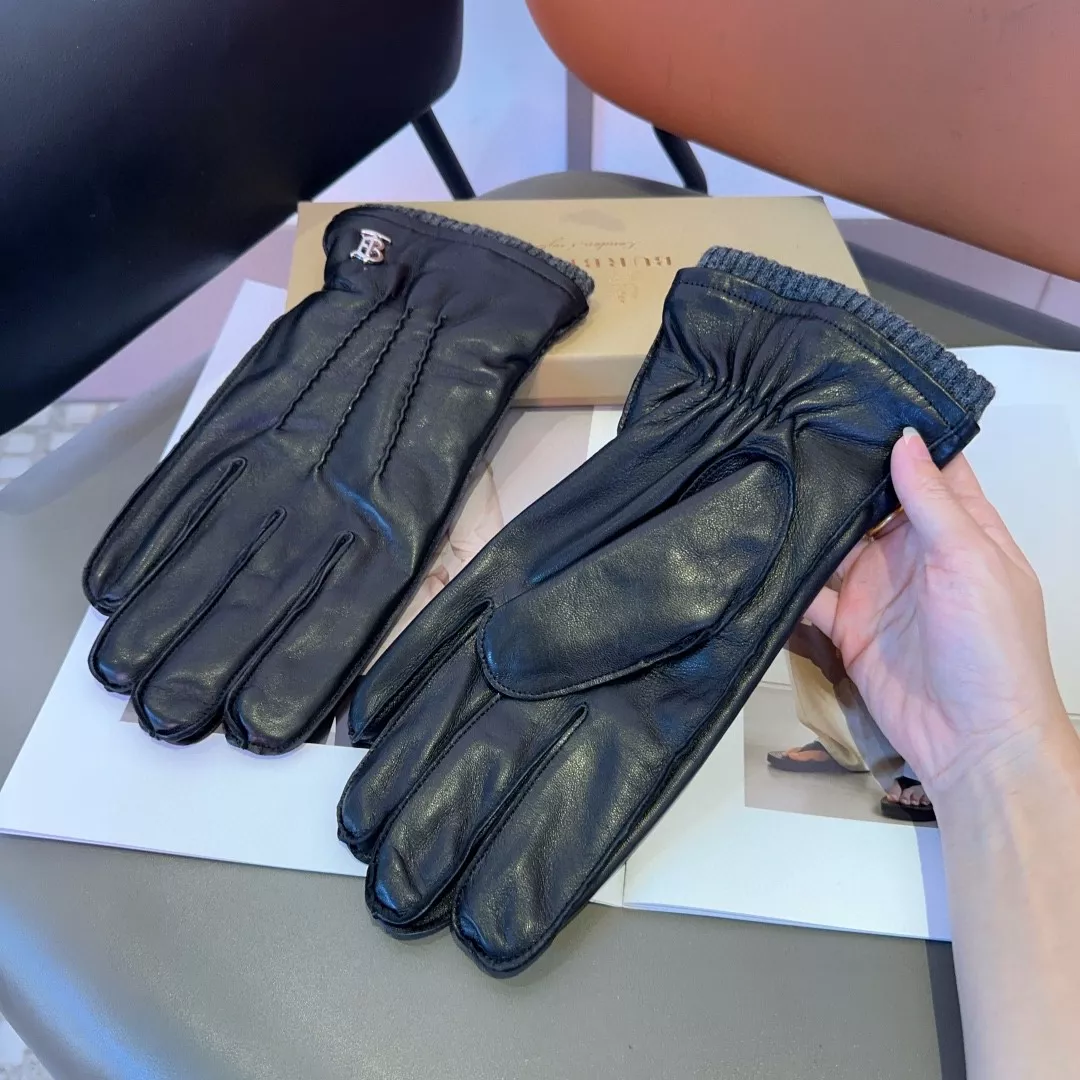 Fashionable 8393 Burberry Gloves For Men