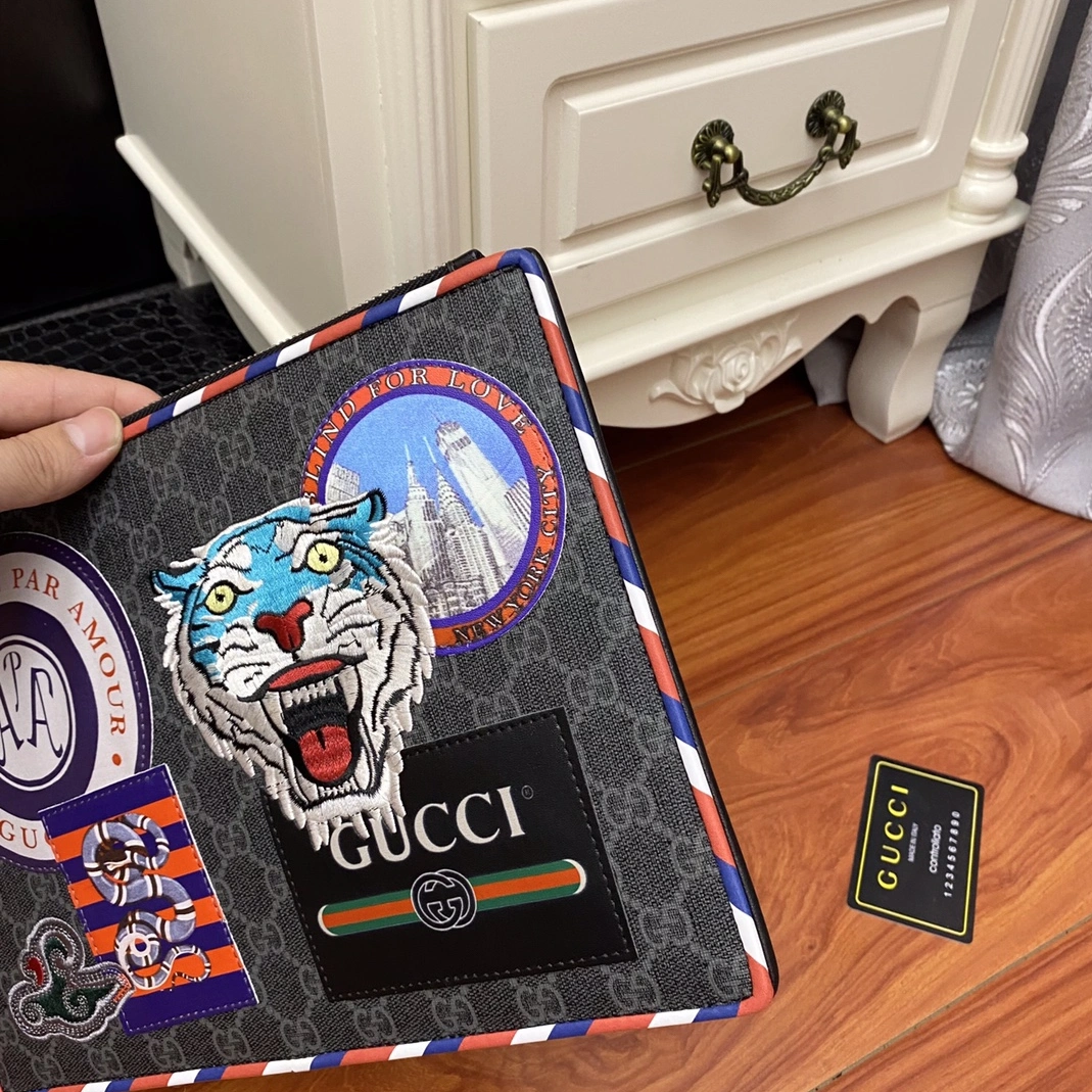 Fashionable 8443 Gucci AAA Man Wallets