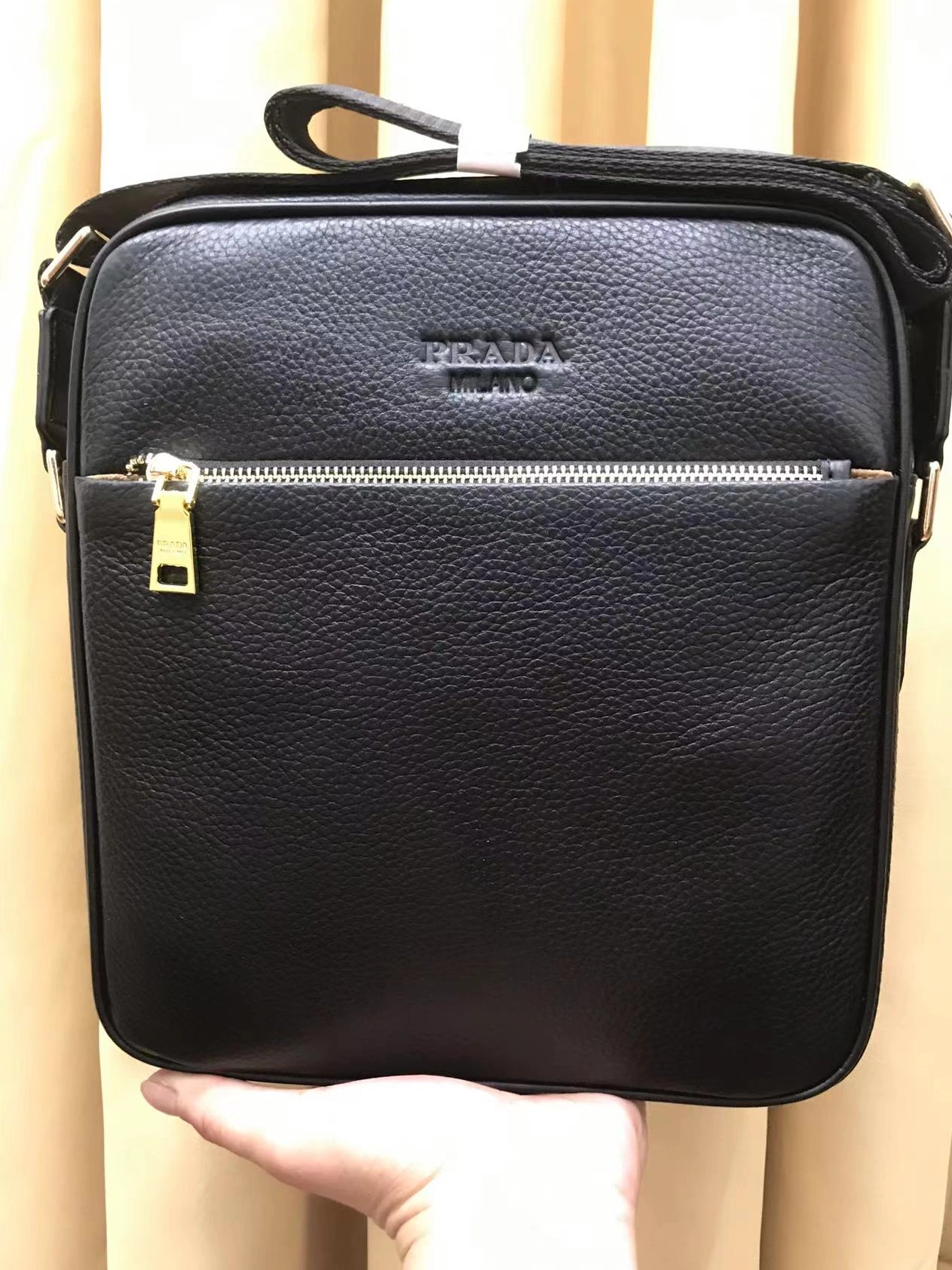 Fashionable 8456 Prada AAA Man Messenger Bags