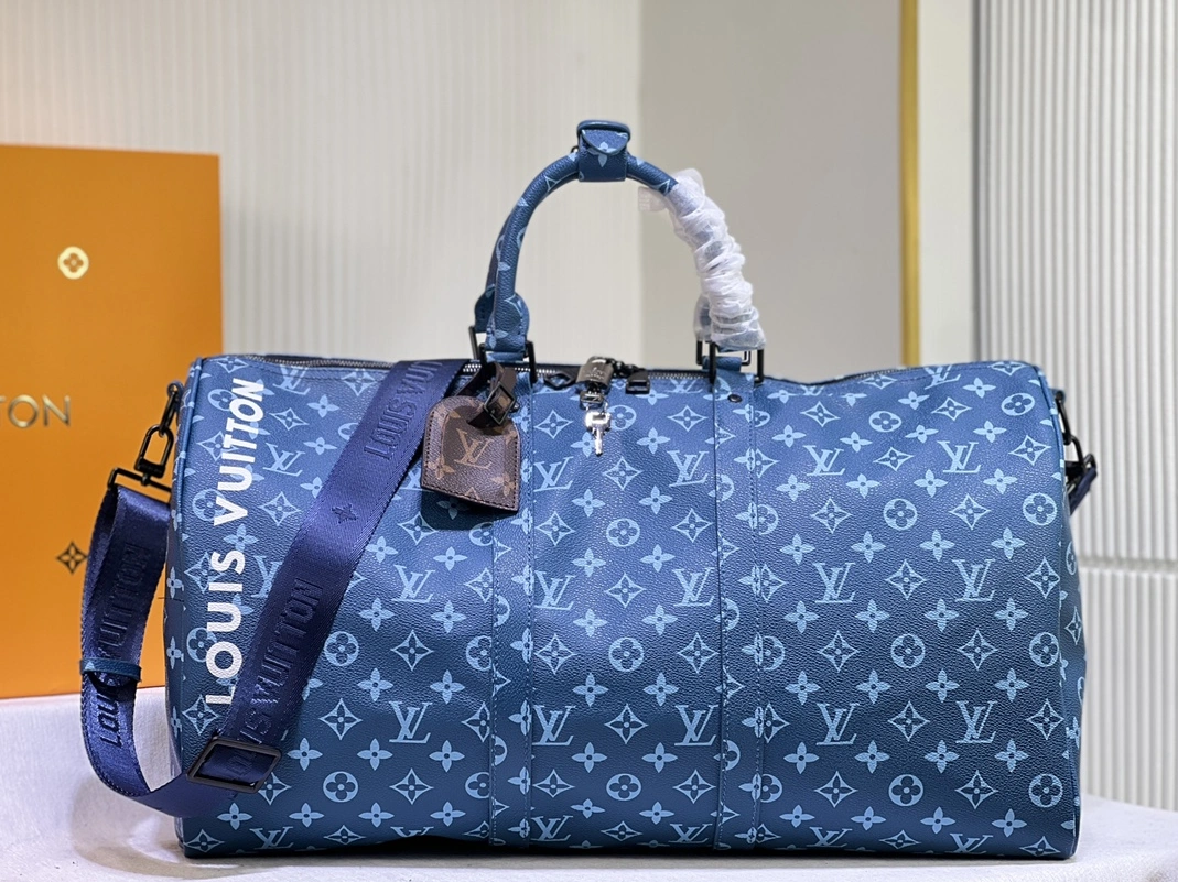 Fashionable 8534 Louis Vuitton Travel Bags