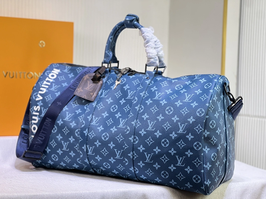 Fashionable 8534 Louis Vuitton Travel Bags
